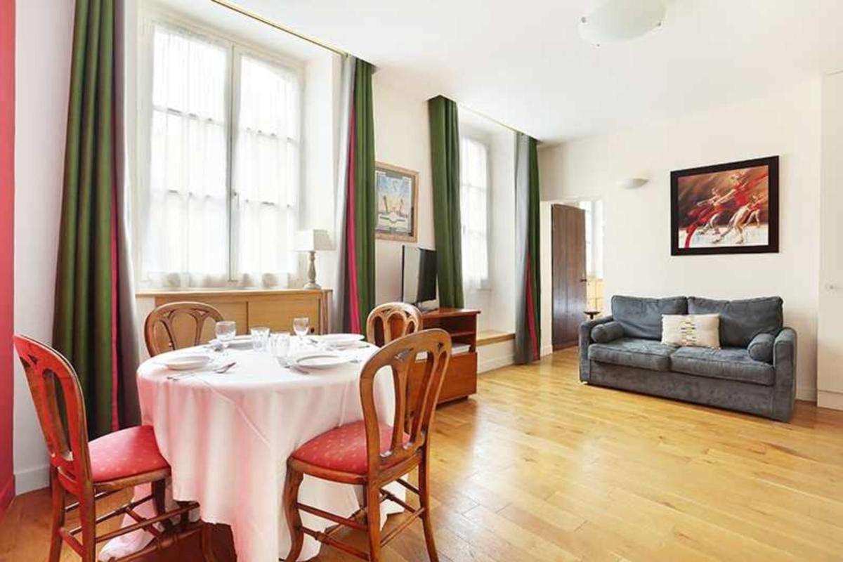 Residence central marais