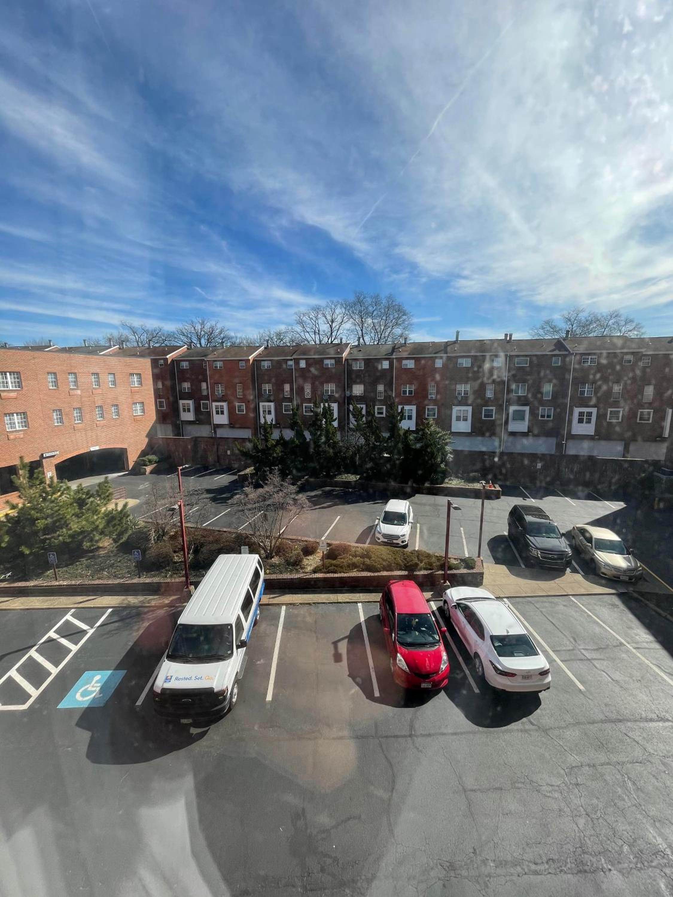Arlington Vacations - Comfort Inn Ballston - Property Image 17