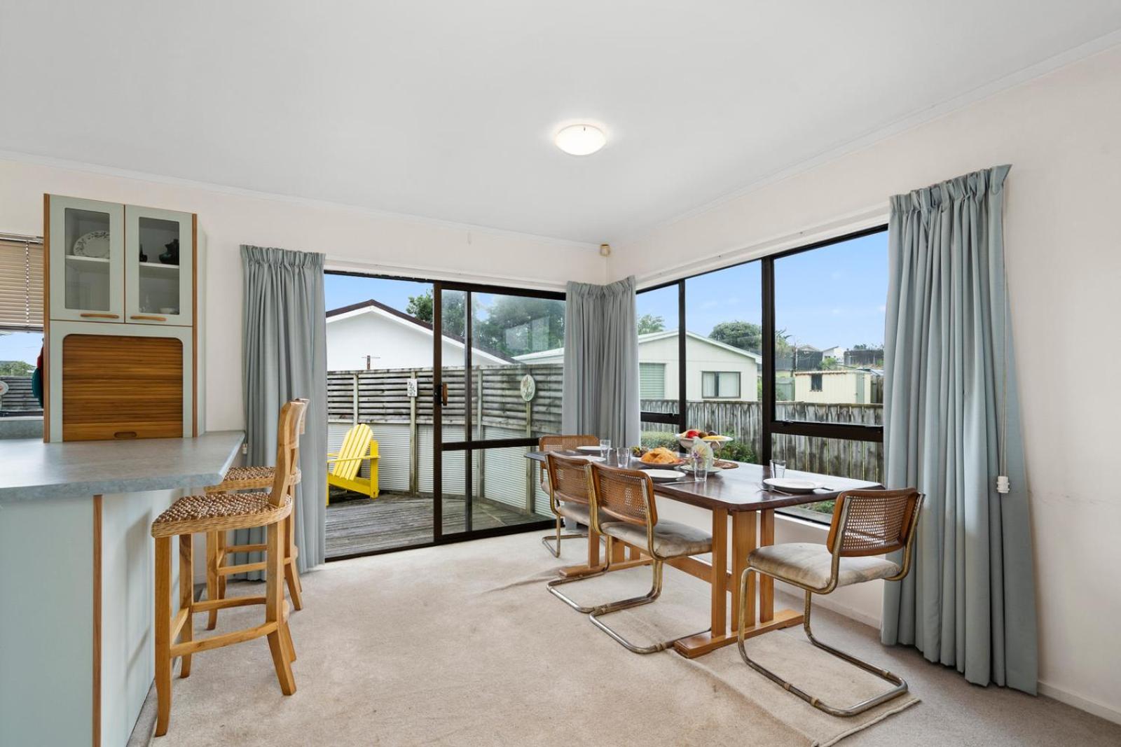 Hit The Beach - Waitarere Beach Holiday Home view 4
