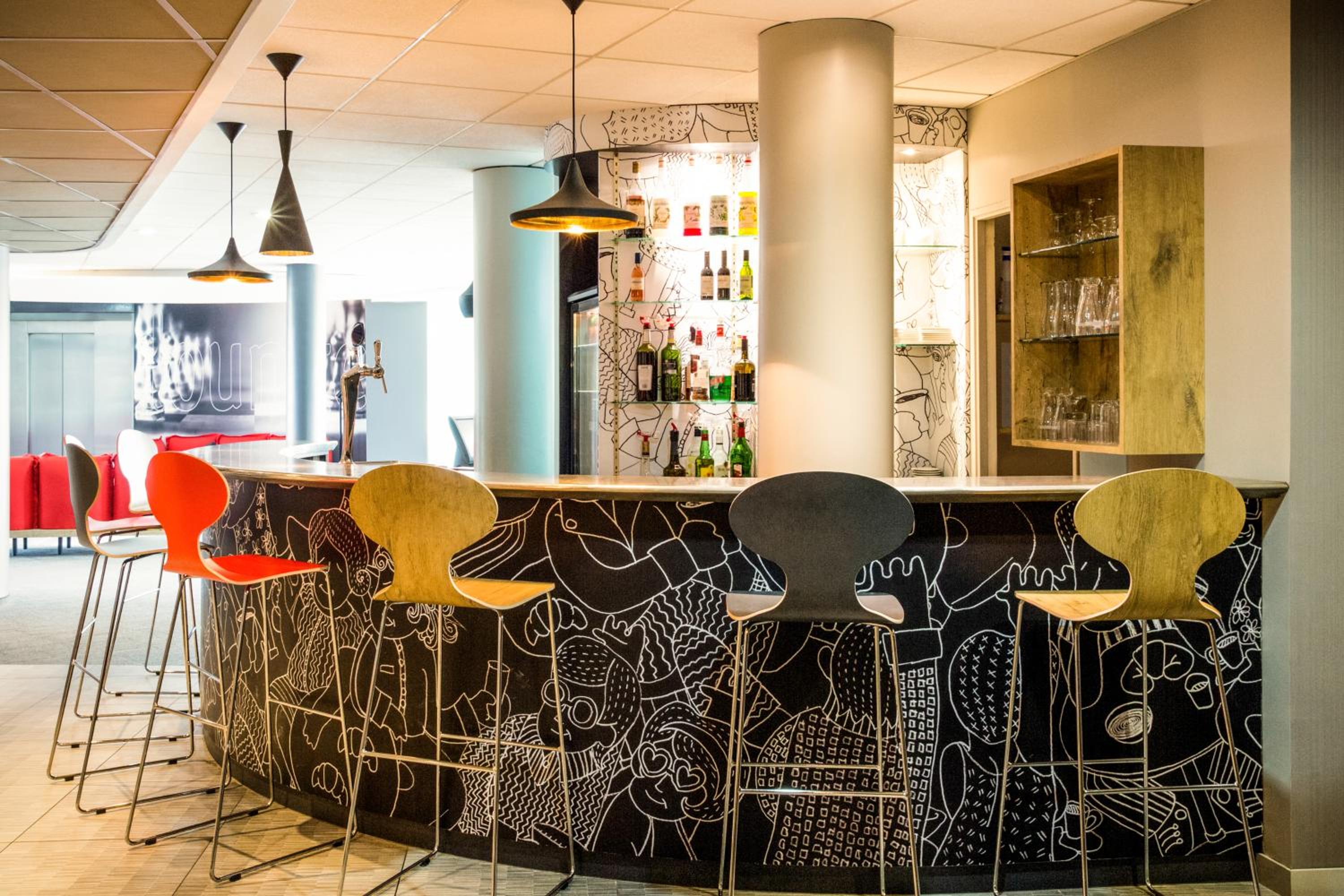 Ibis Orly Chevilly Tram 7 3