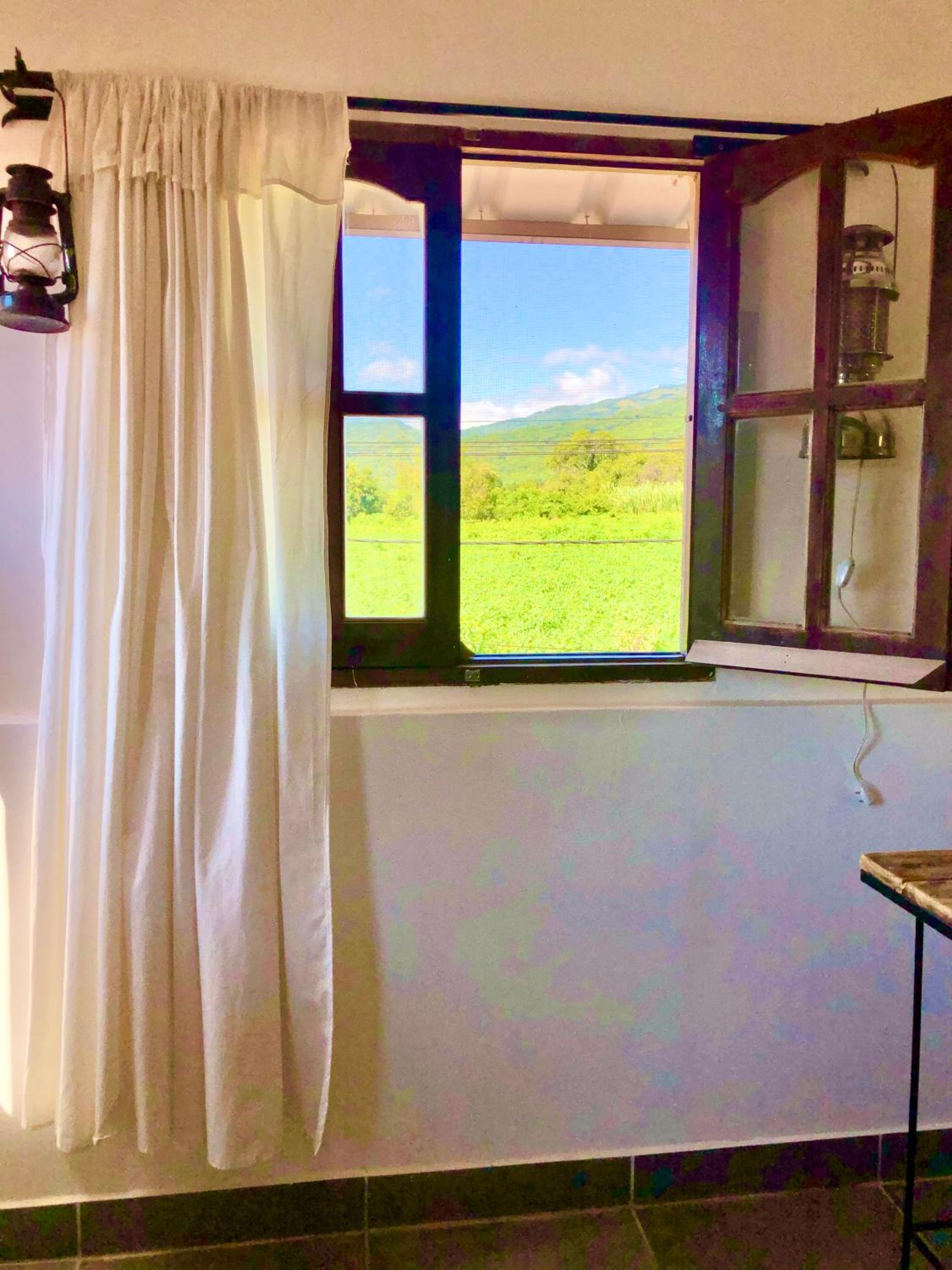 Hostal Los Faroles Chicoana