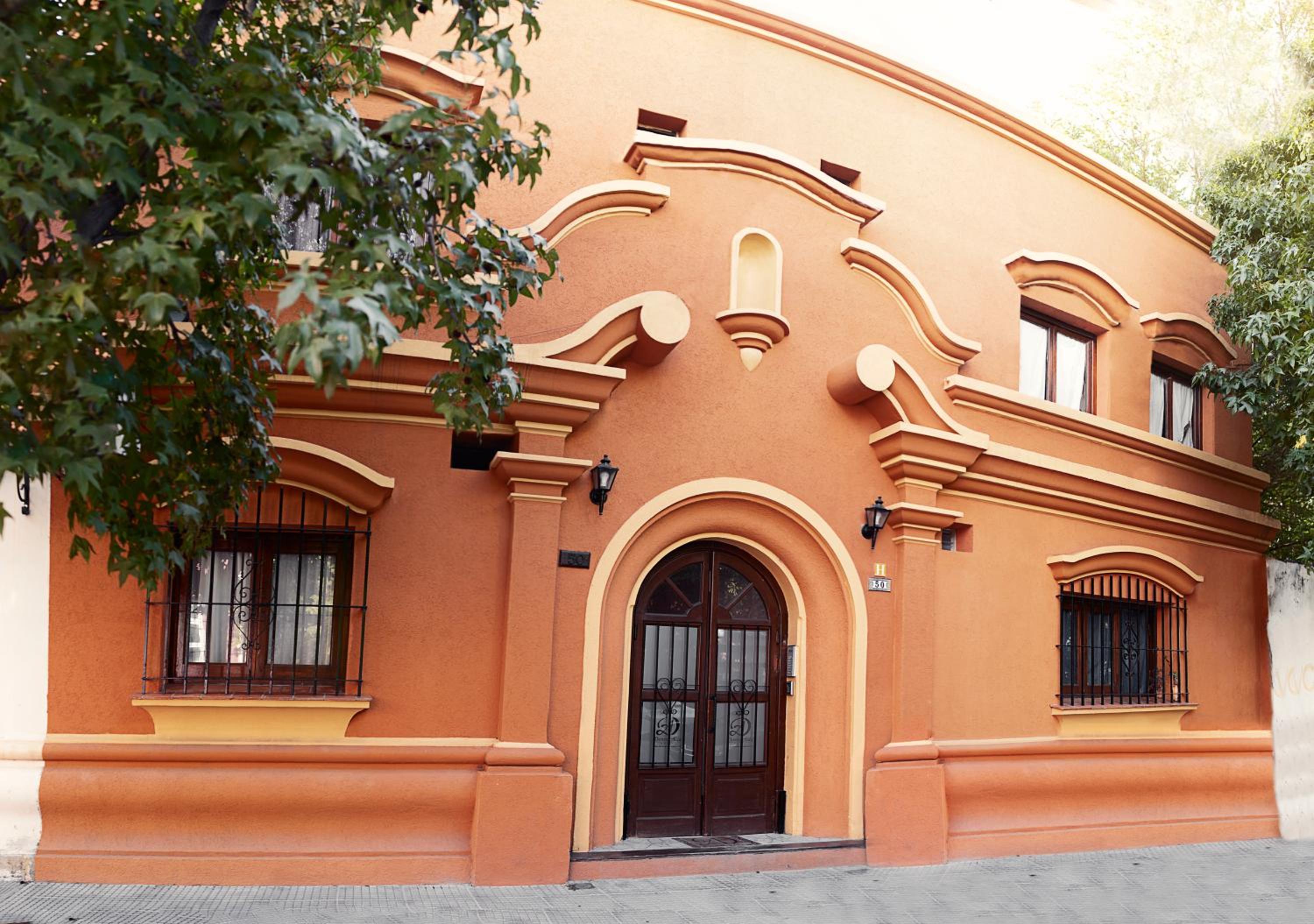 Donna Alda Casa - Image 1