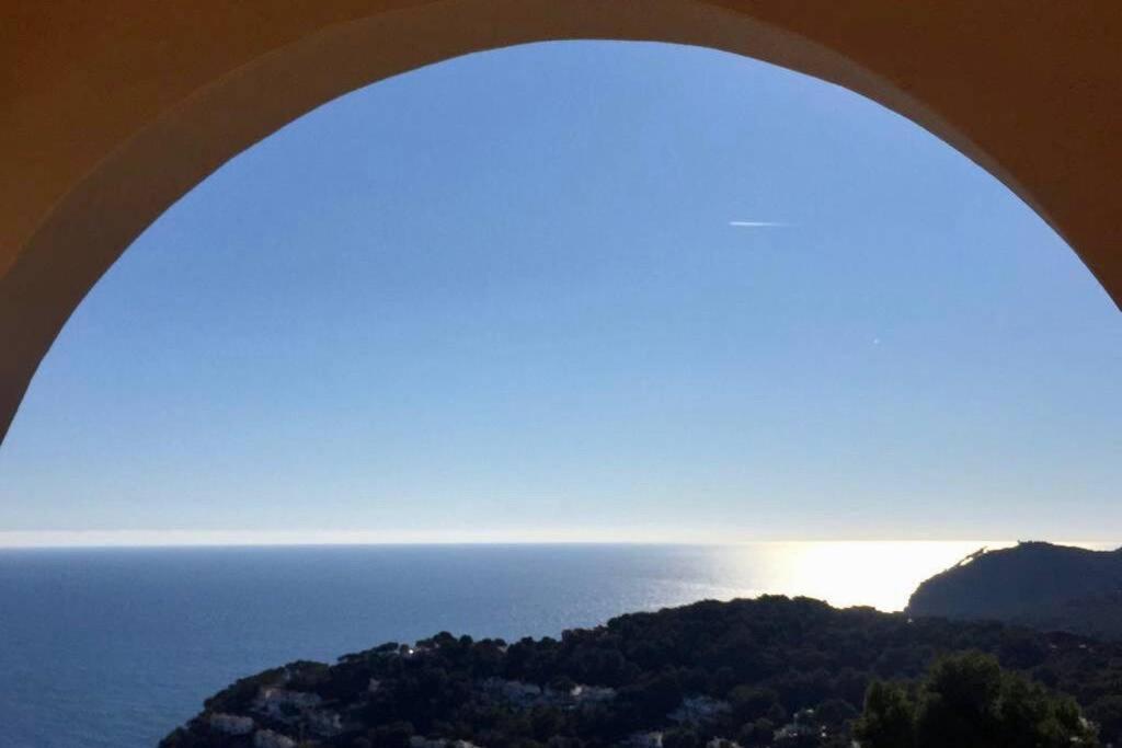 Sea Views & Private Pool in Begur, Costa Brava. photo 2
