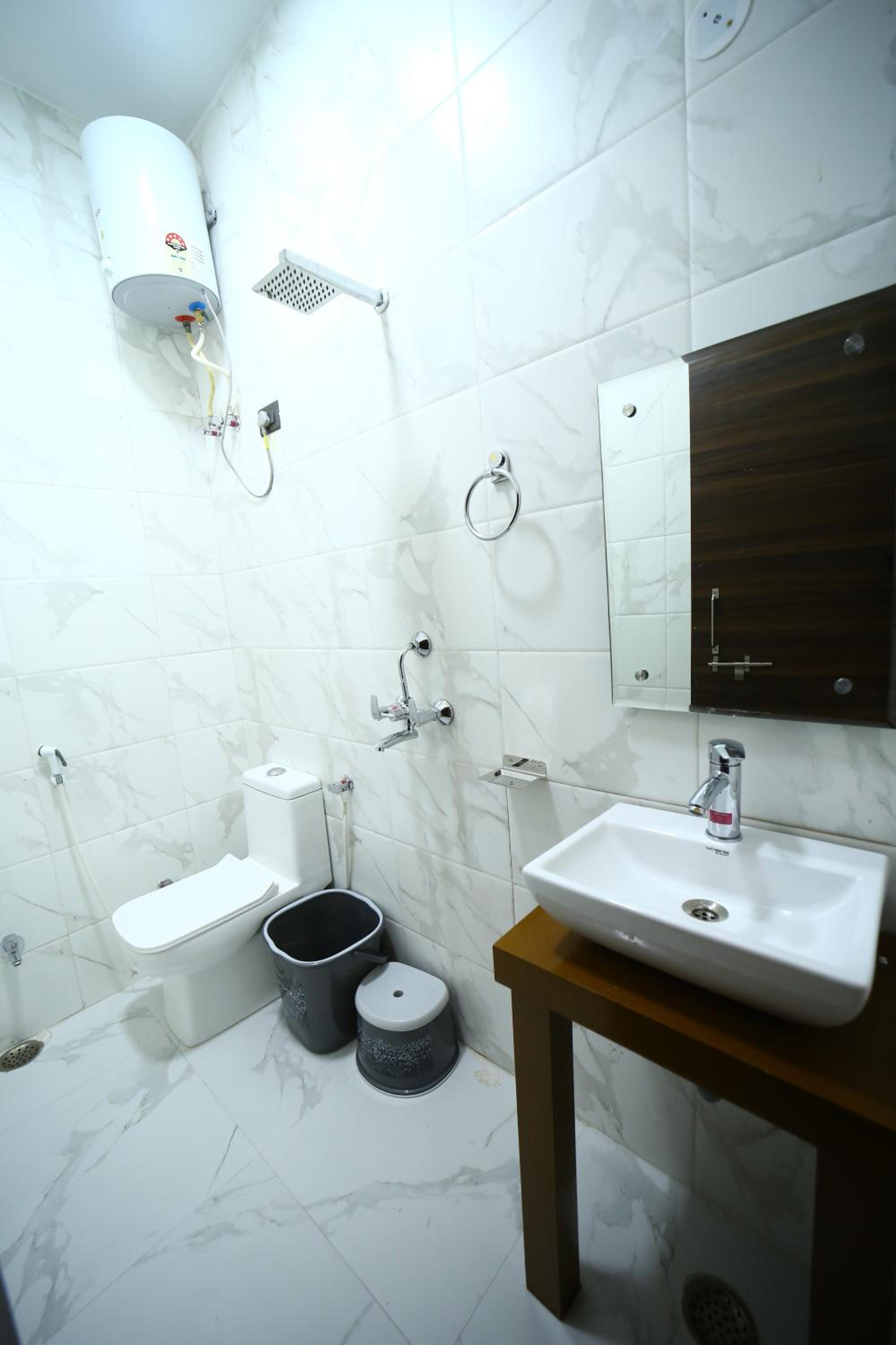 Hotel Byke Ride - Walkable from Agra Cantt Railway Station
