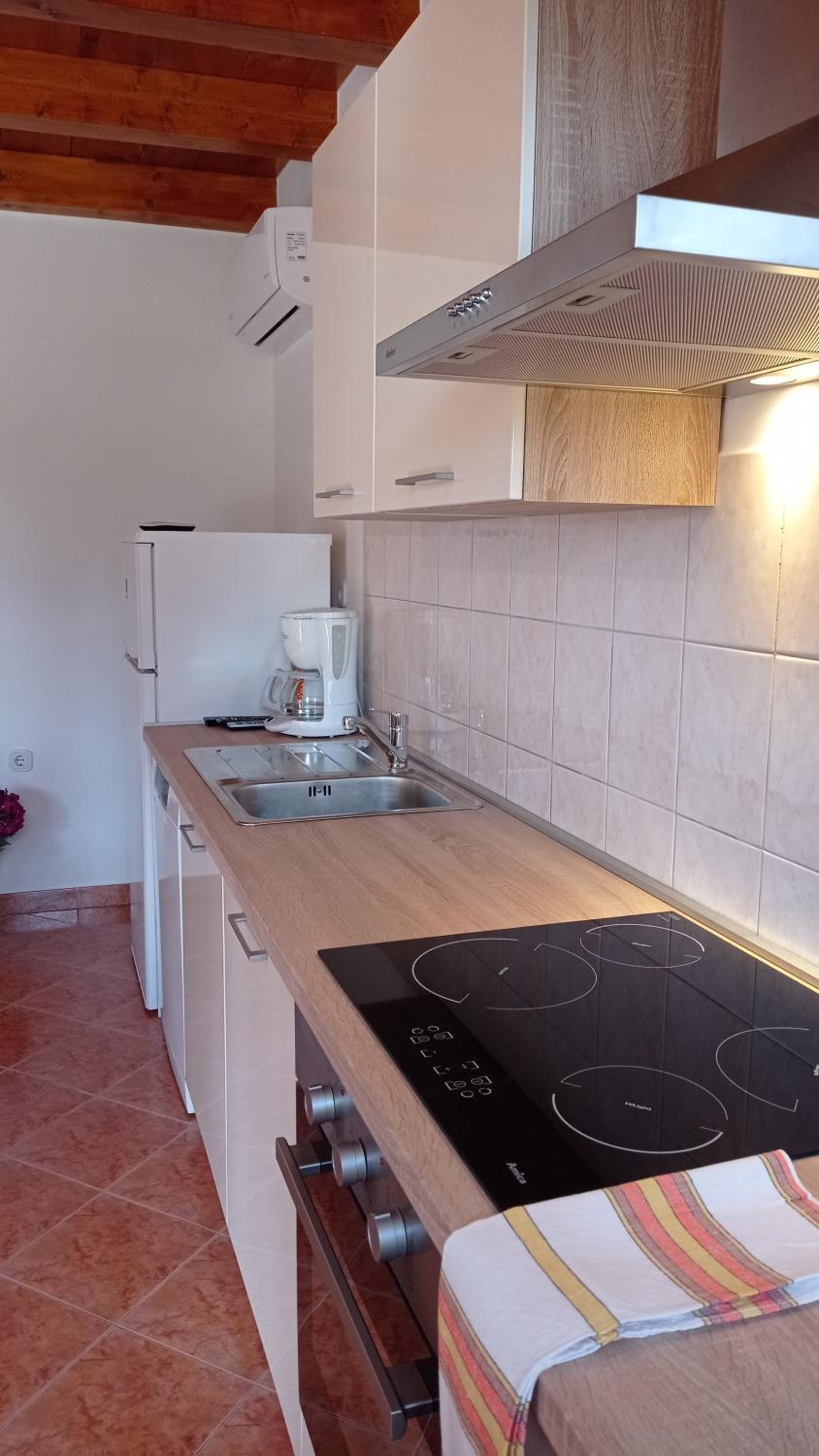 Apartments Heraki
