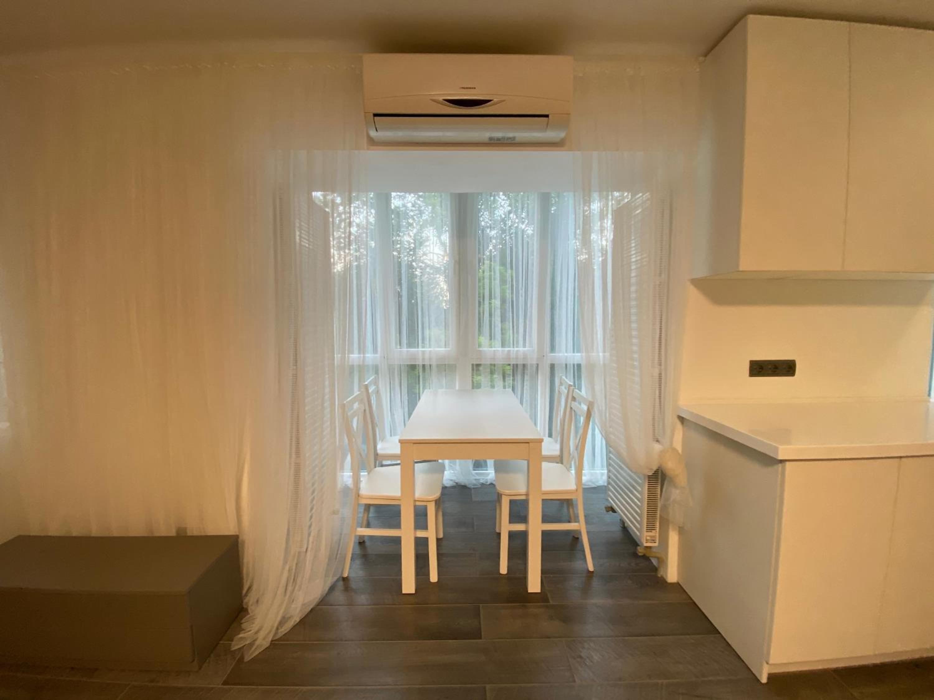 Most City Area Center Charming apartment view 4
