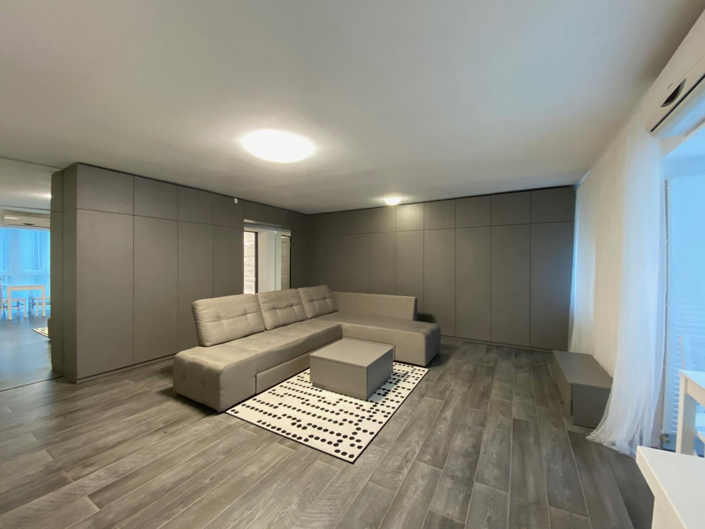 Most City Area Center Charming apartment view 2