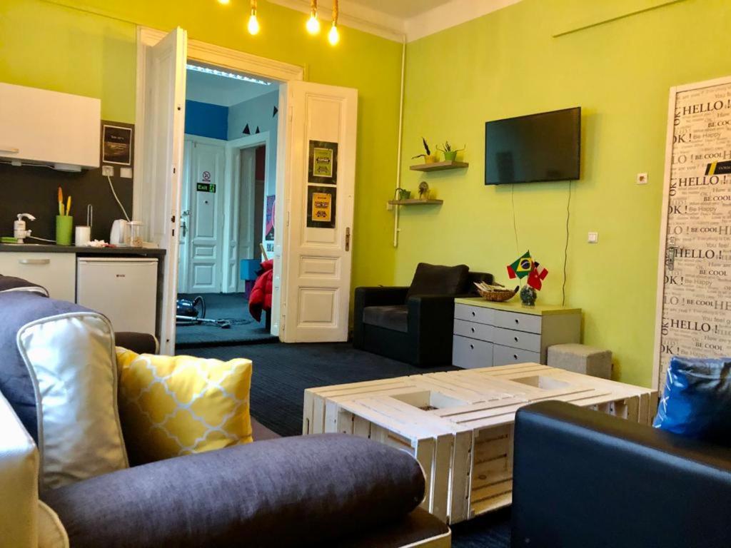 Spacious old town Apartments Sarajevo Ferhadija