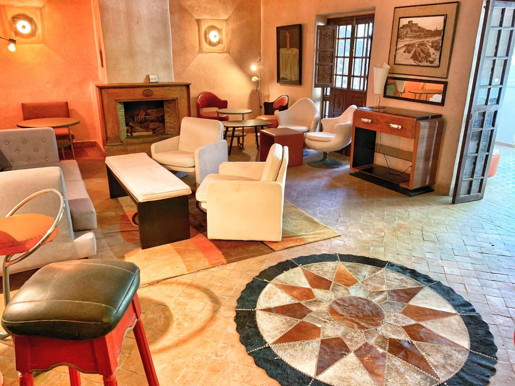 lounge