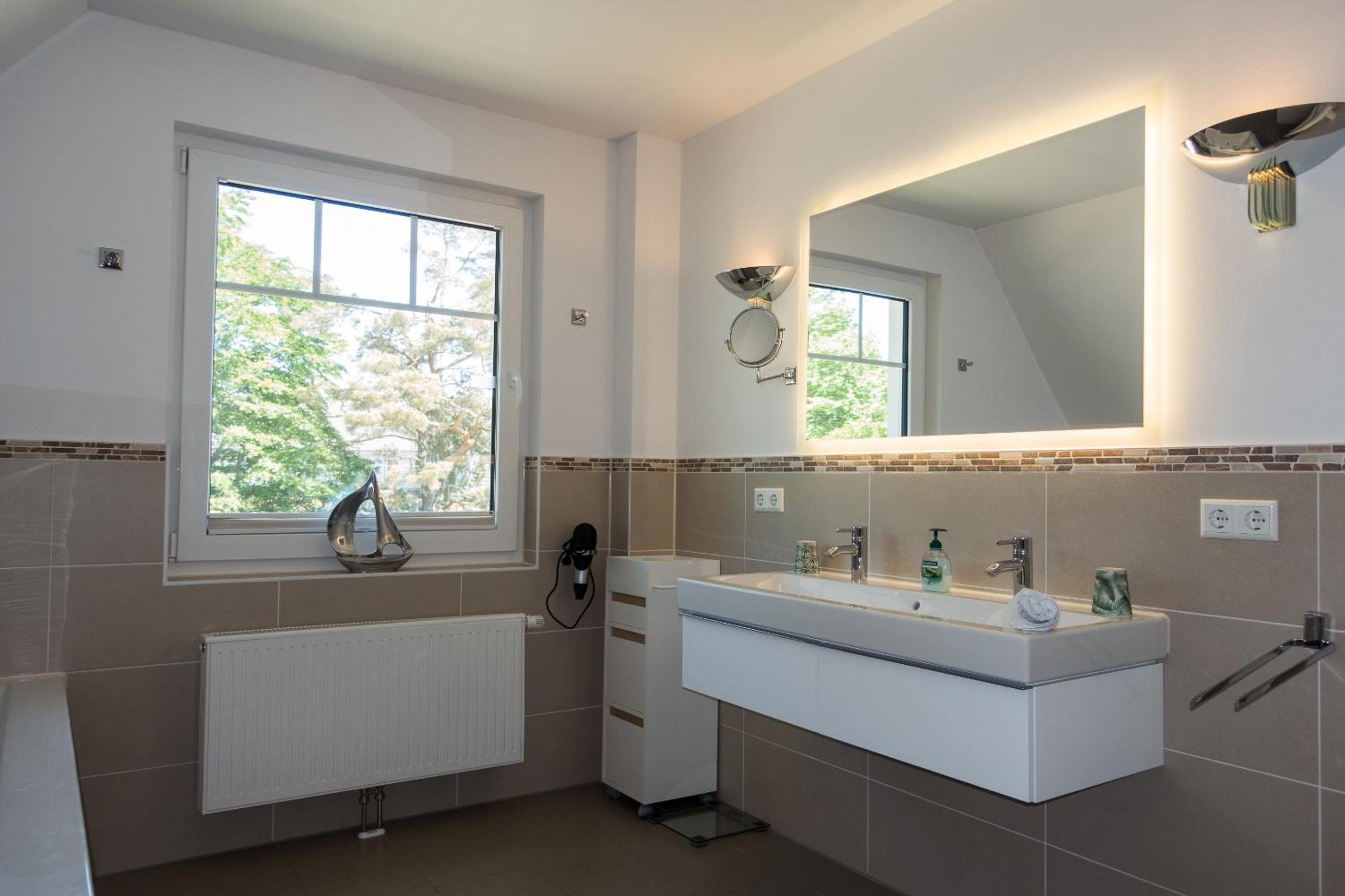 Premiumhaus Bodden und Mehr-Brise