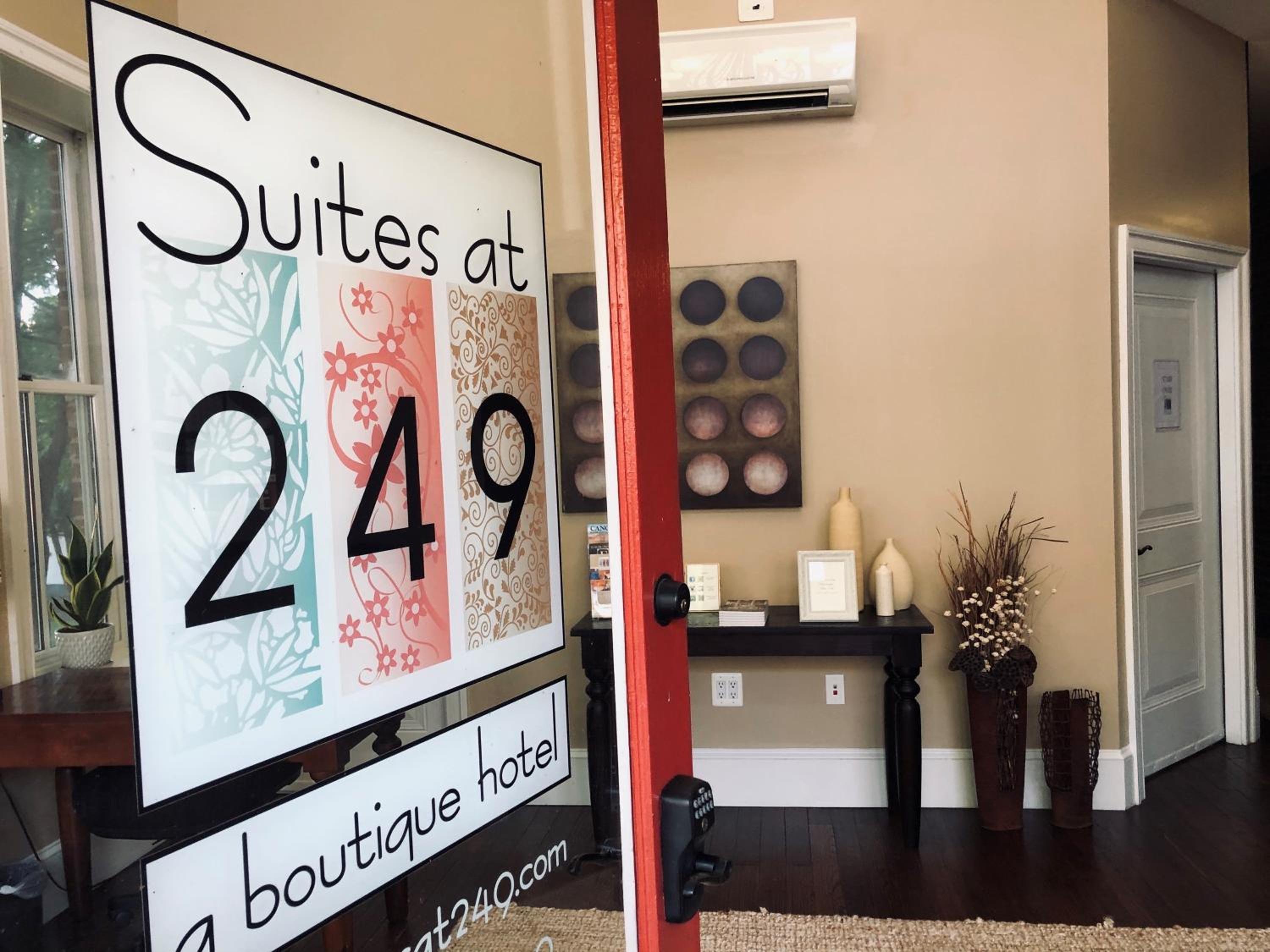 Suites at 249