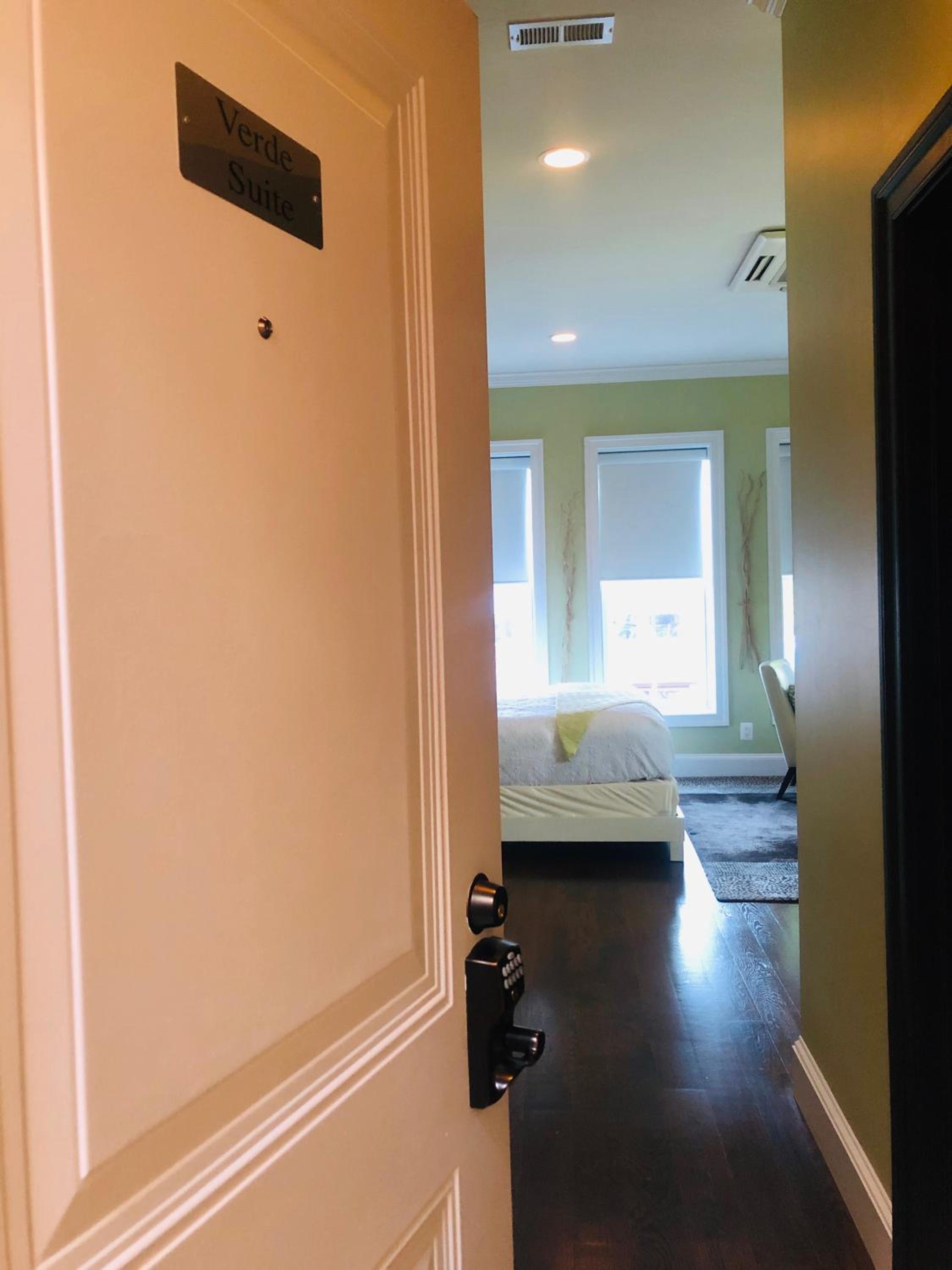 Suites at 249