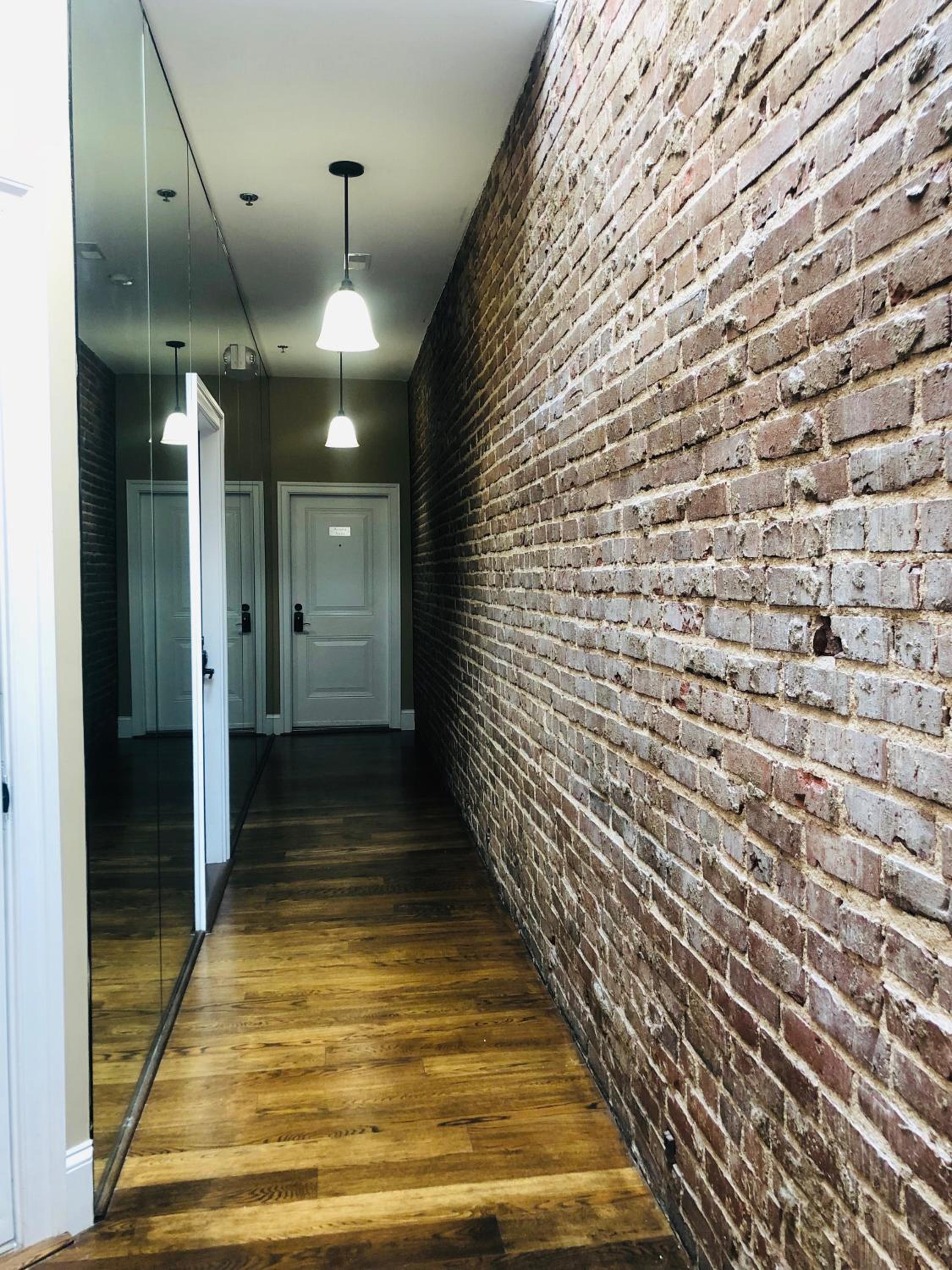 Suites at 249
