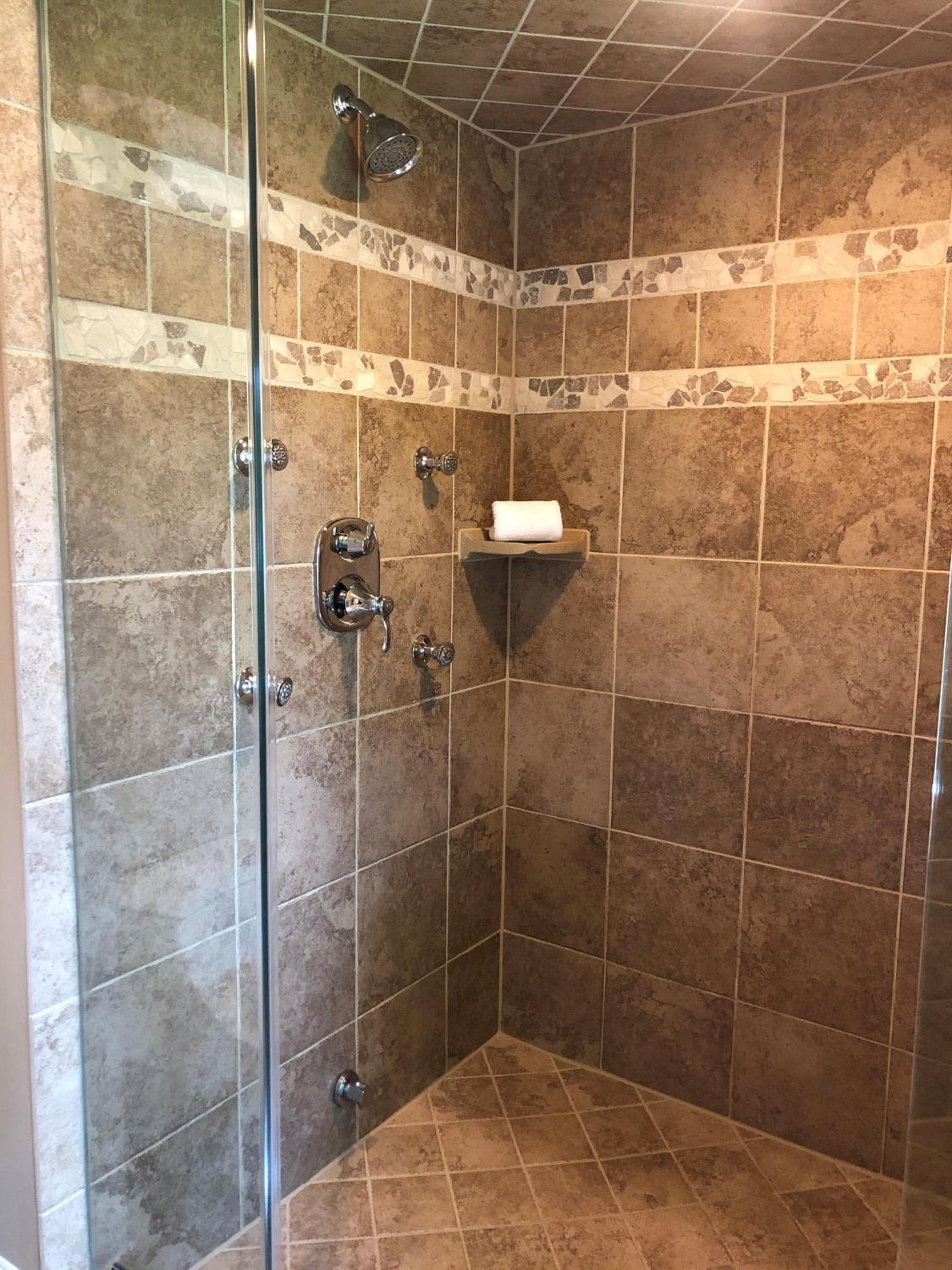 Suites at 249