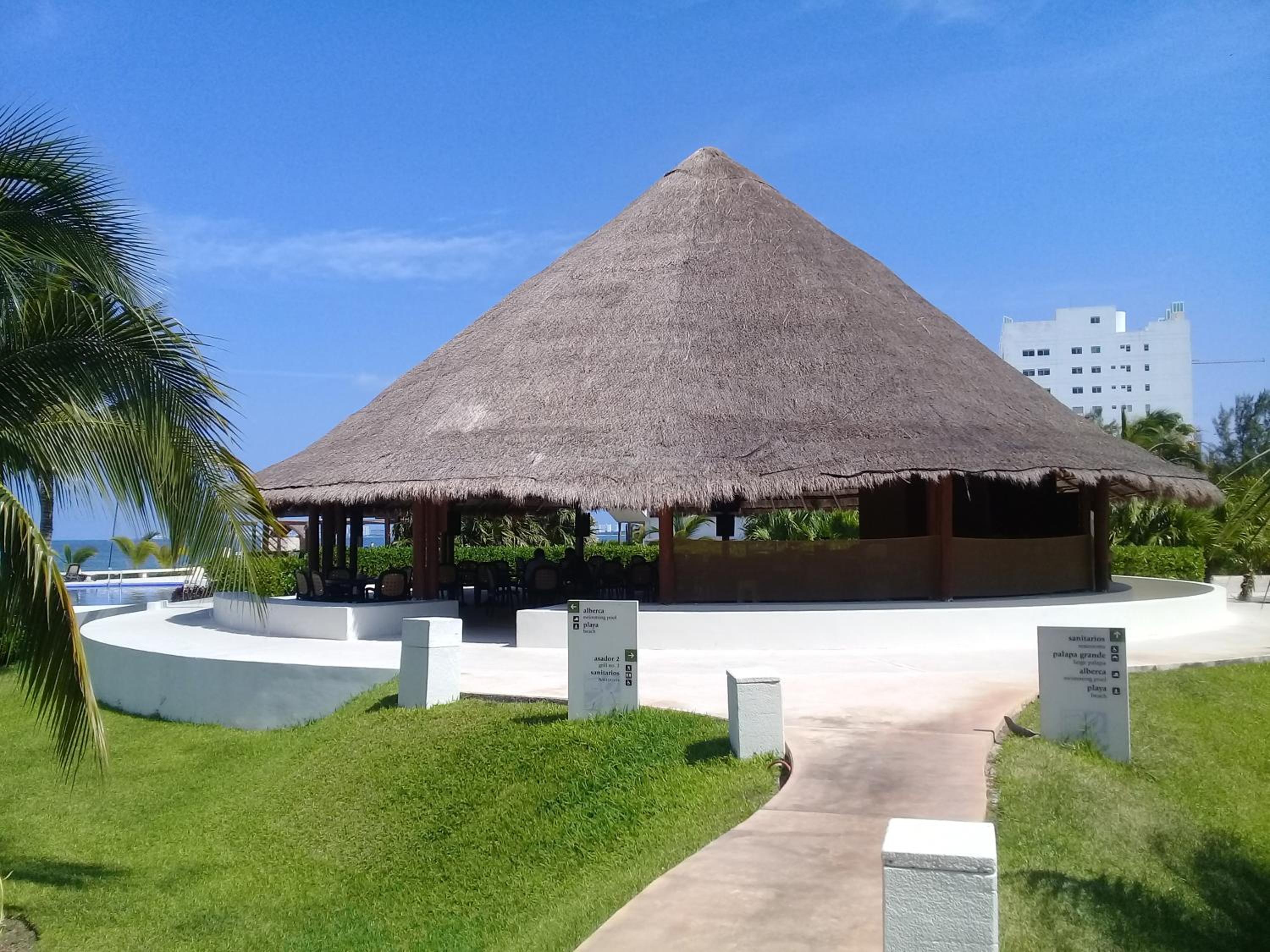 Swim the Caribbean & Work with a View