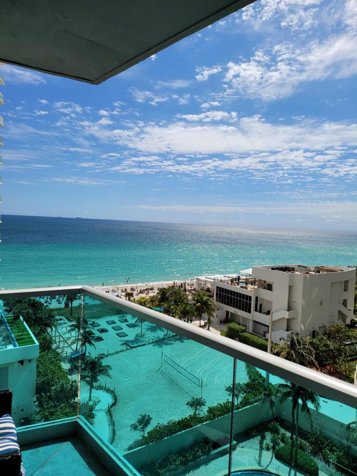 Paradise on Hollywood Beach 2 bed 2 bath view 4