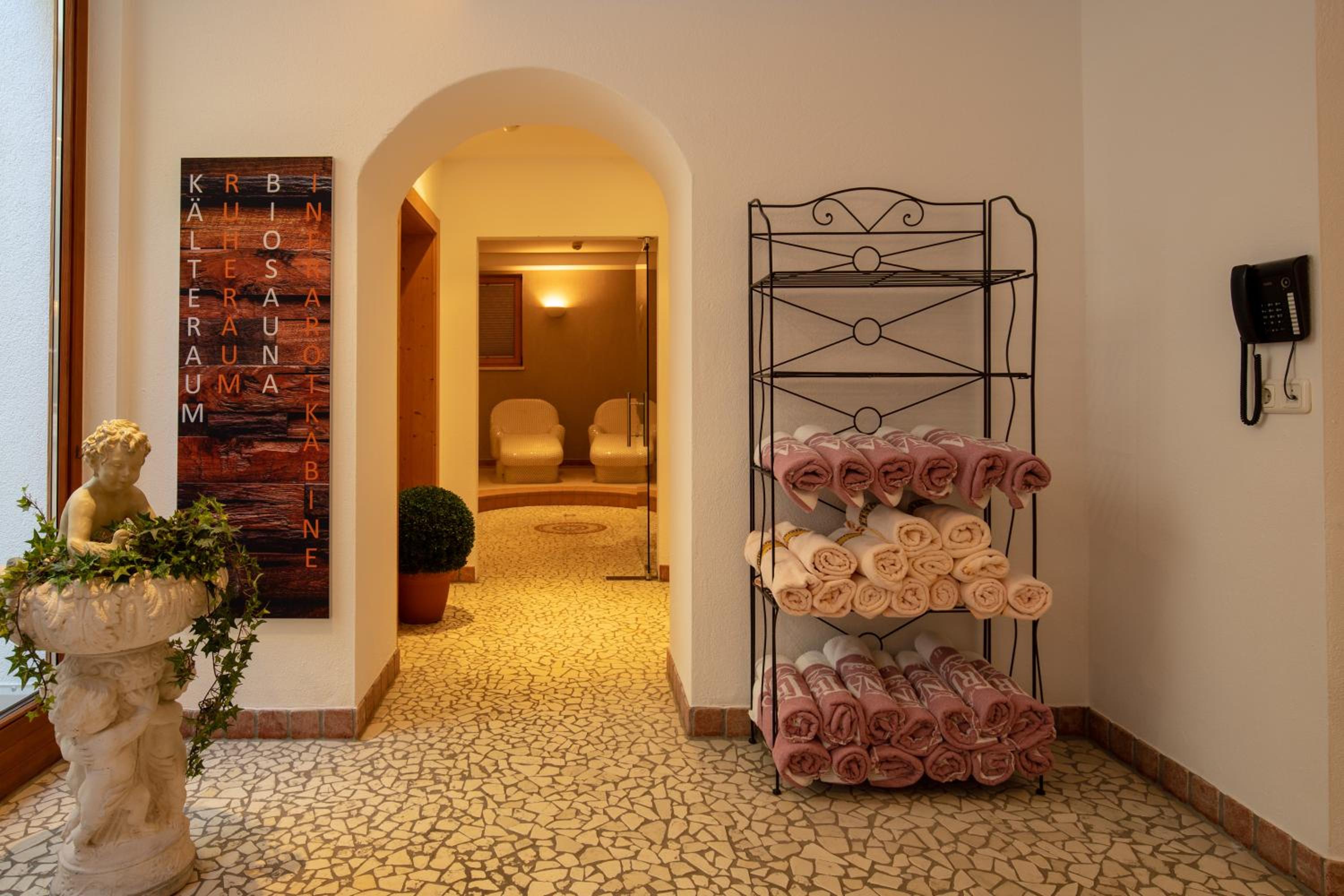 Hotel Trisanna