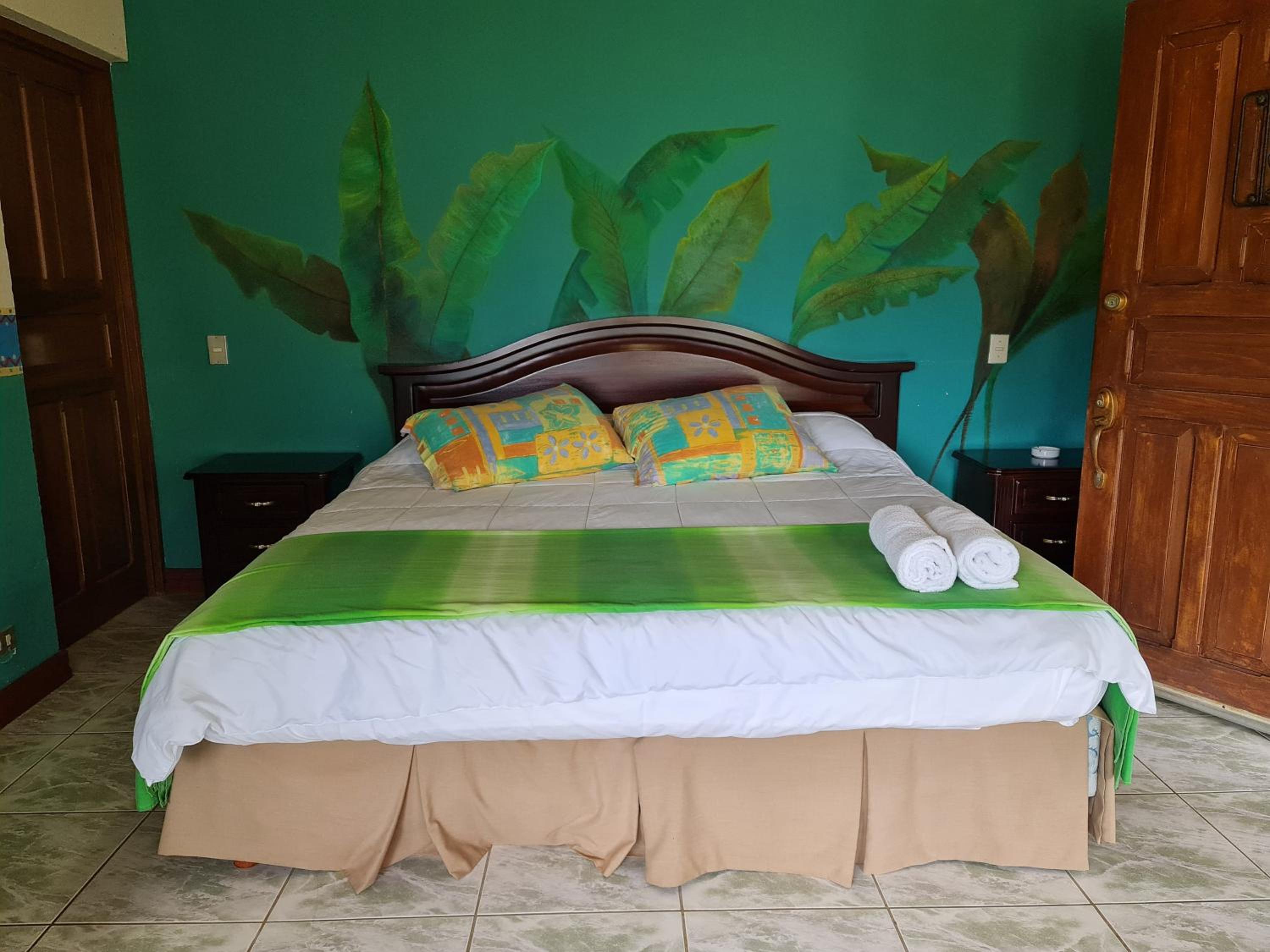 Photo 18