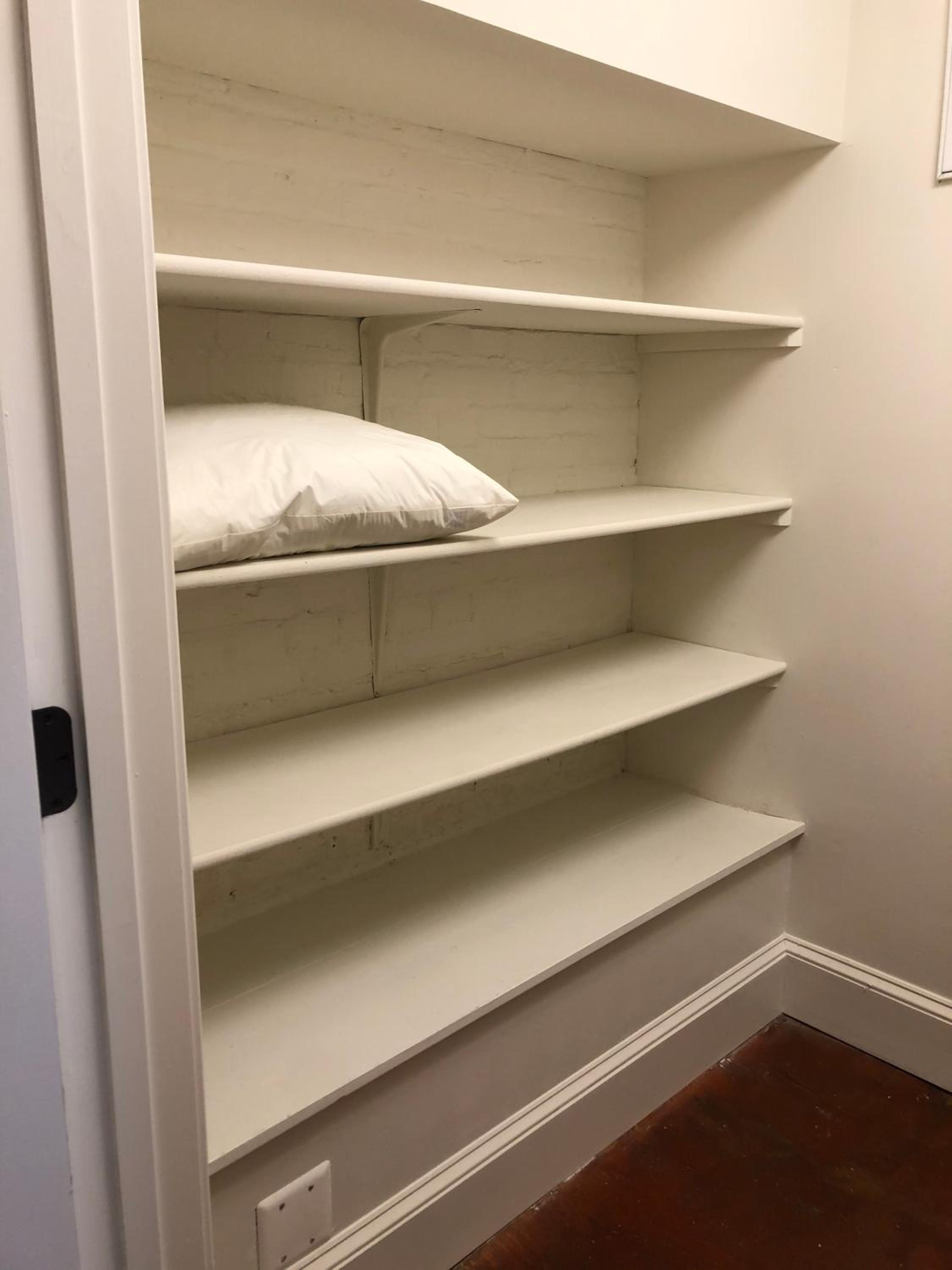 Suites at 249