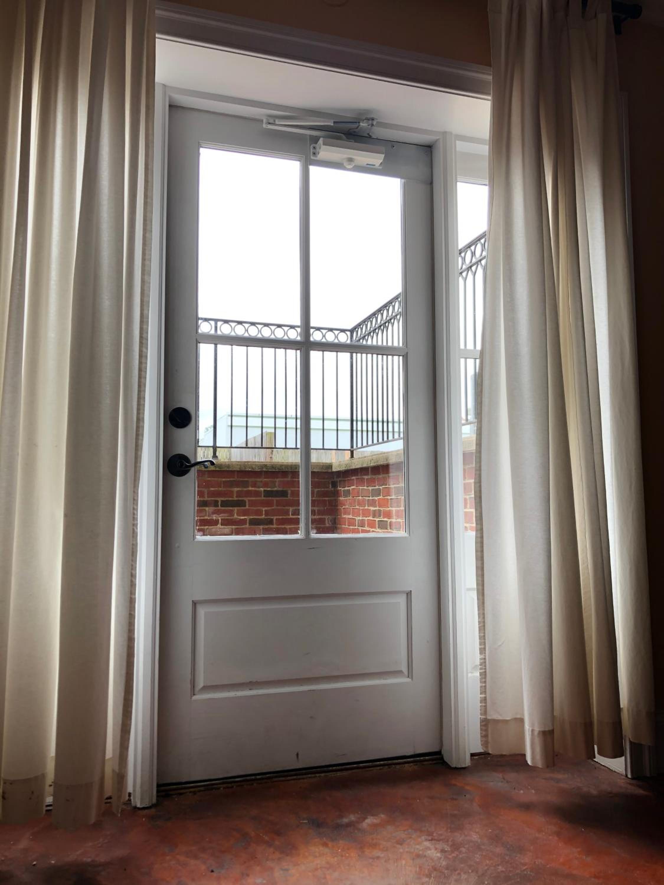 Suites at 249