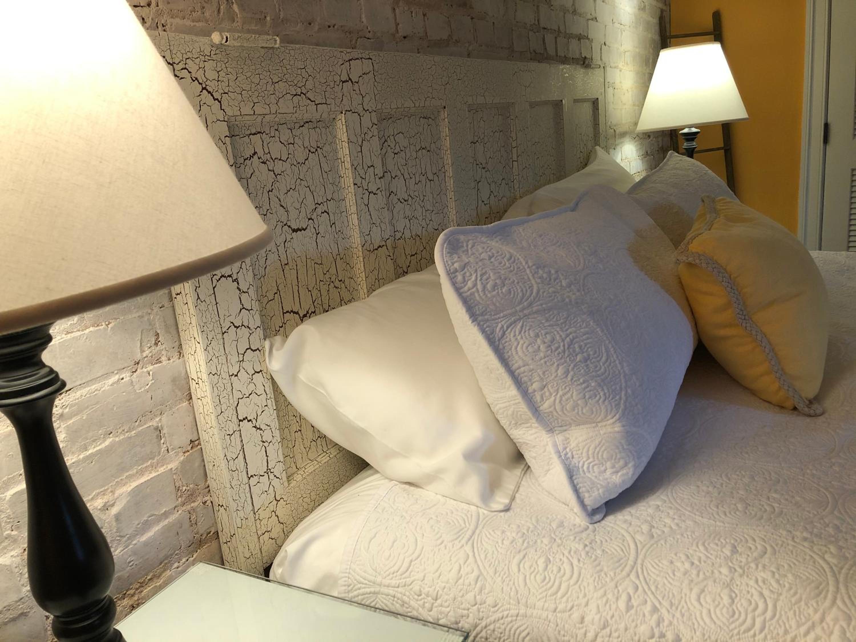 Suites at 249
