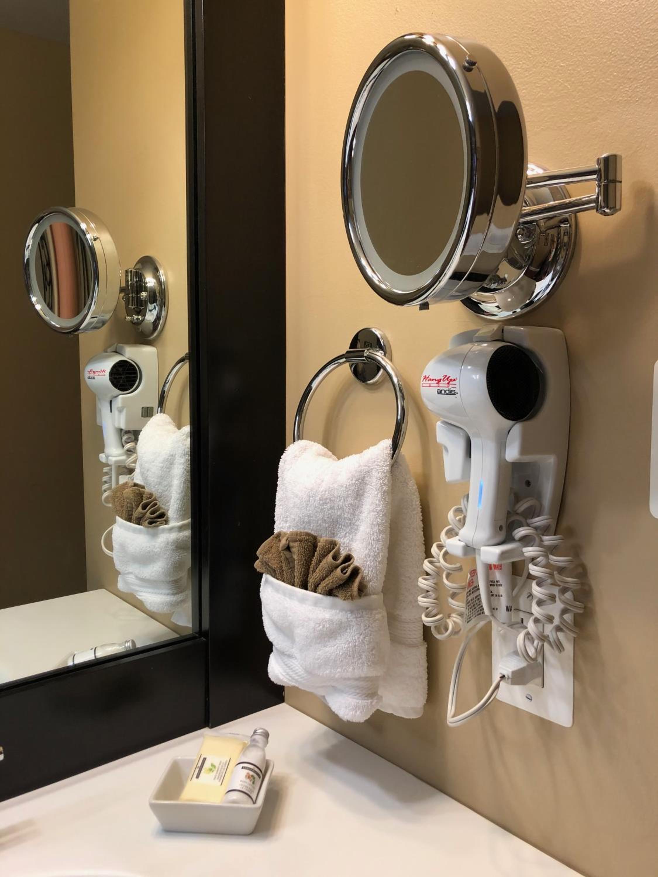 Suites at 249