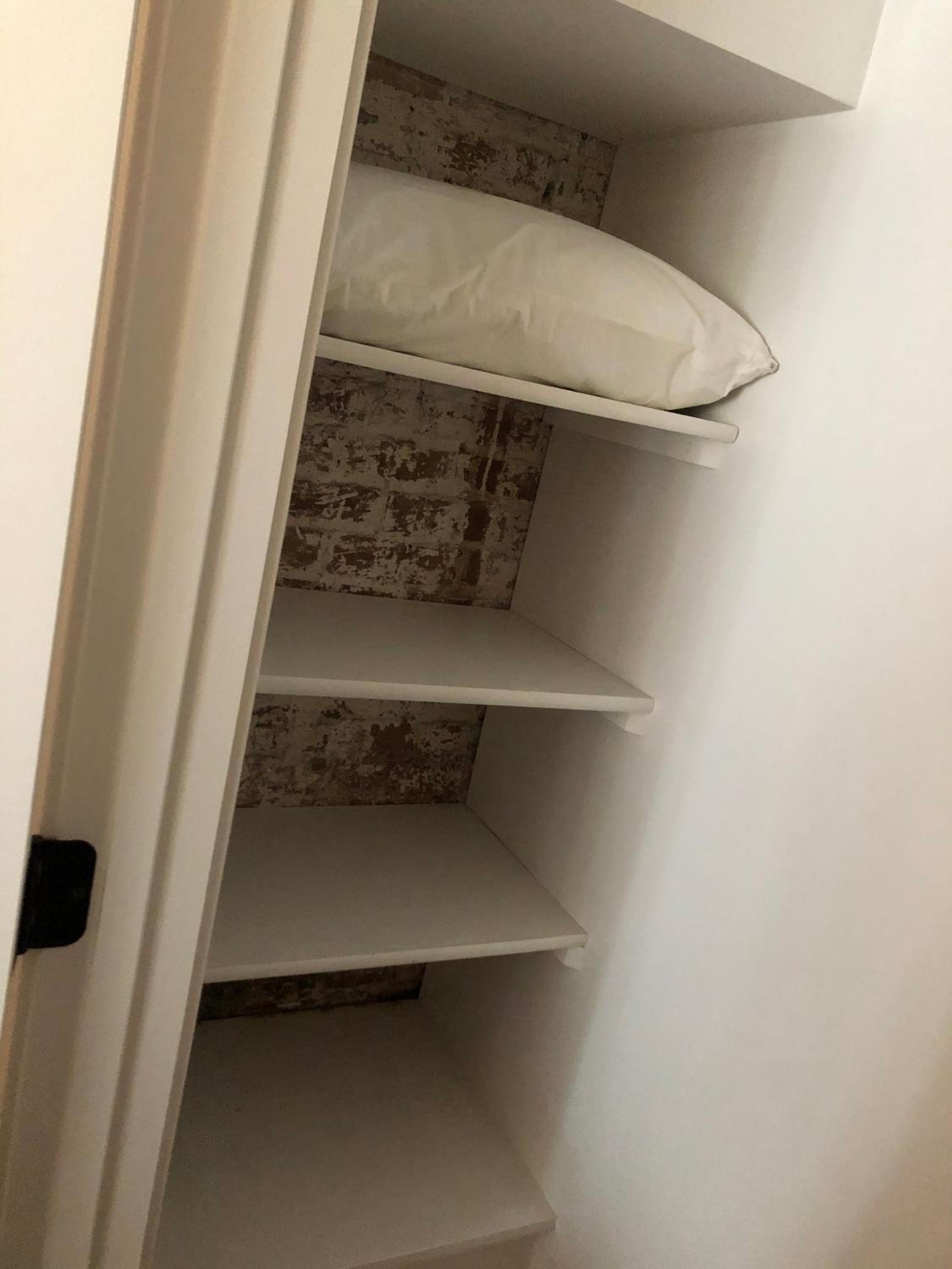 Suites at 249