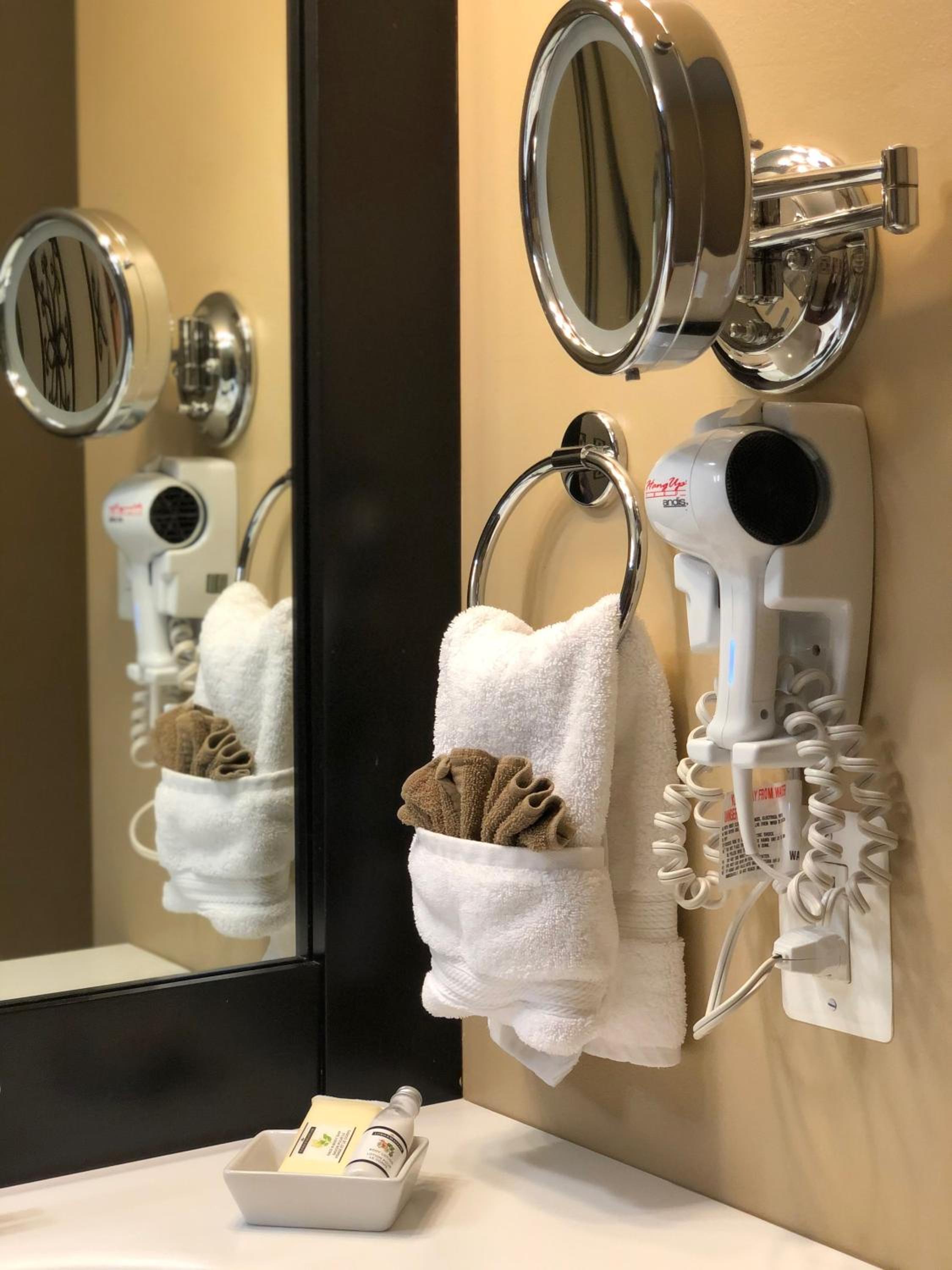 Suites at 249