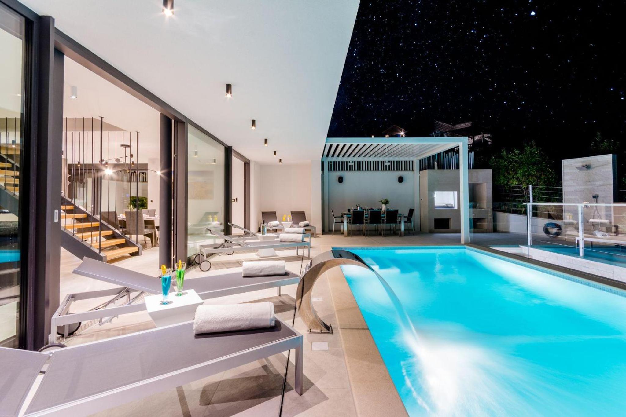 Luxury Villa Vitae