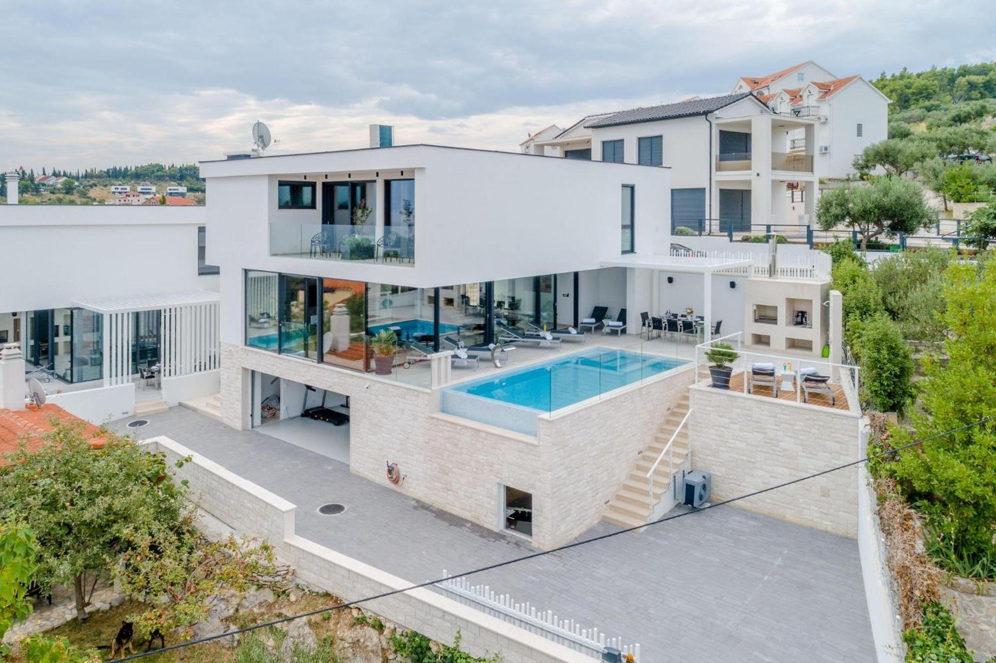 Luxury Villa Vitae