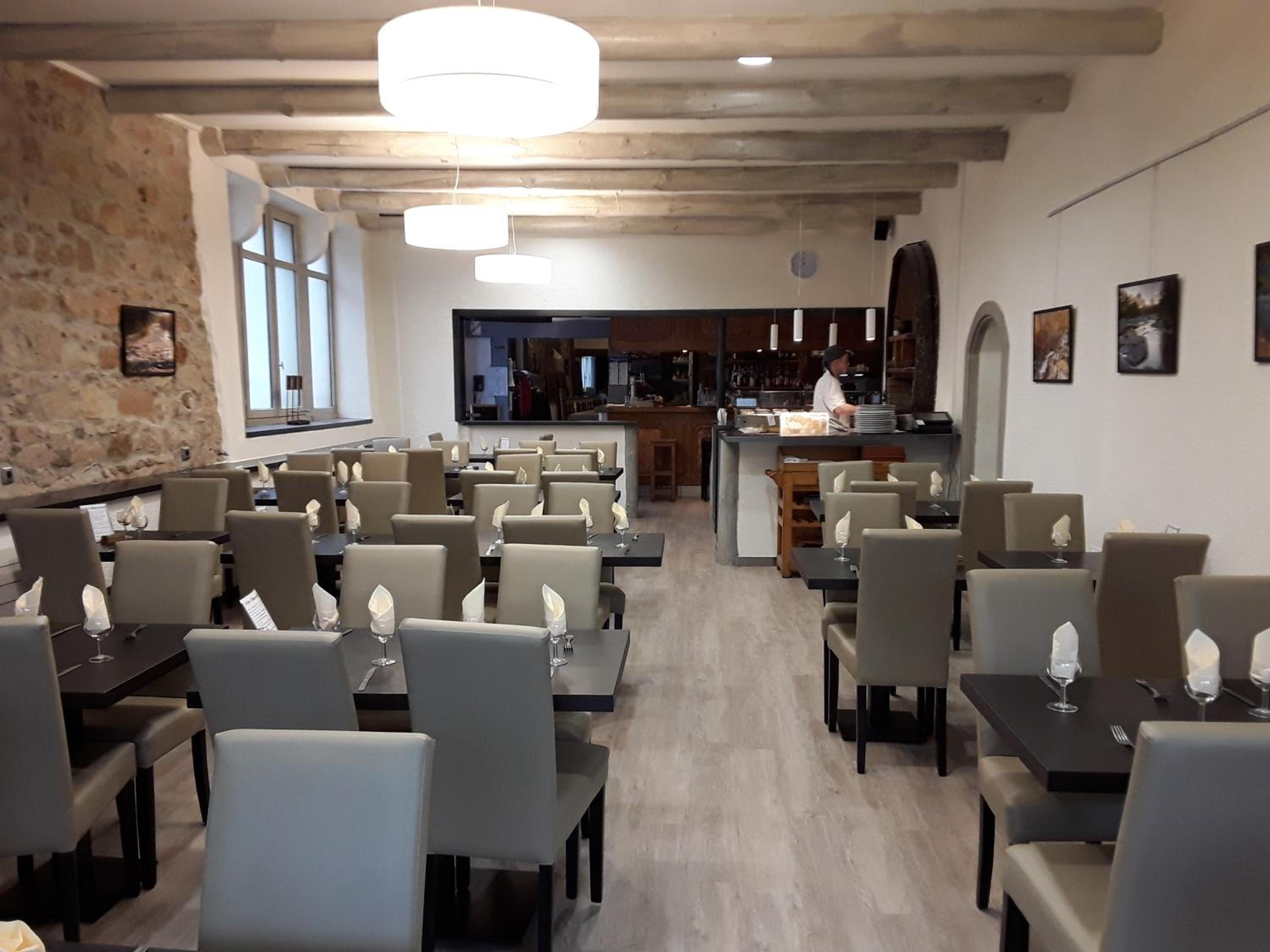 restaurant