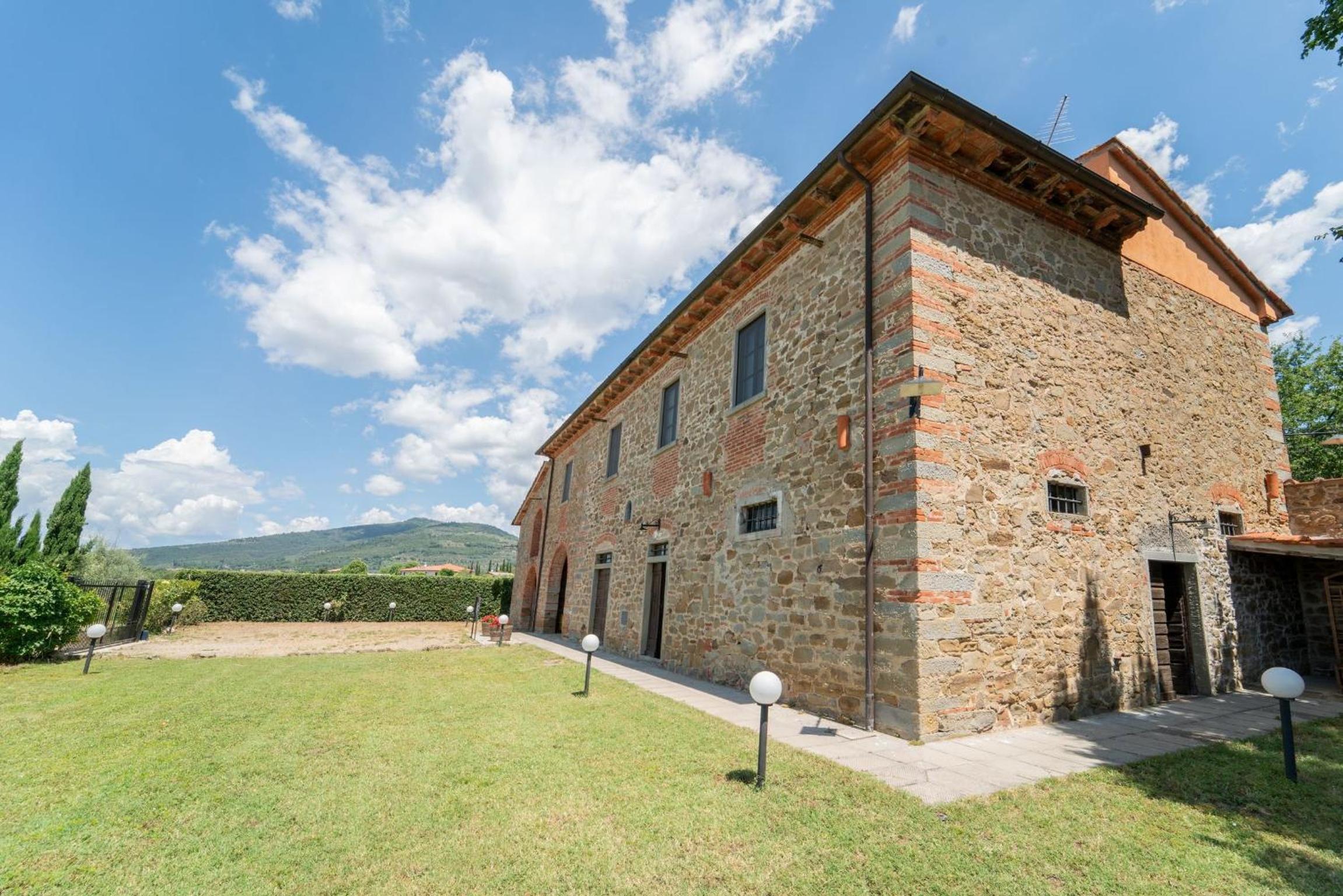 La Gropina Di Loro Ciuffenna view 5