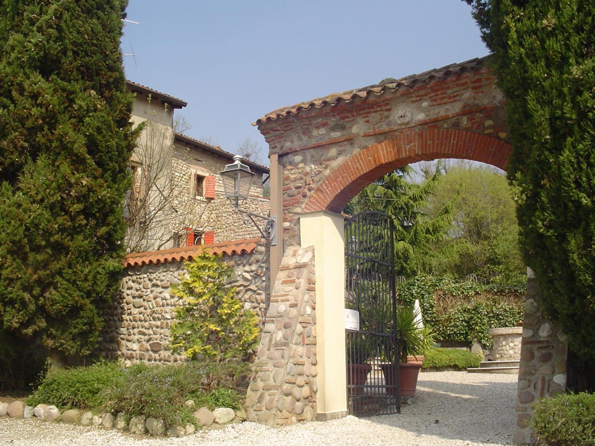Photo 47