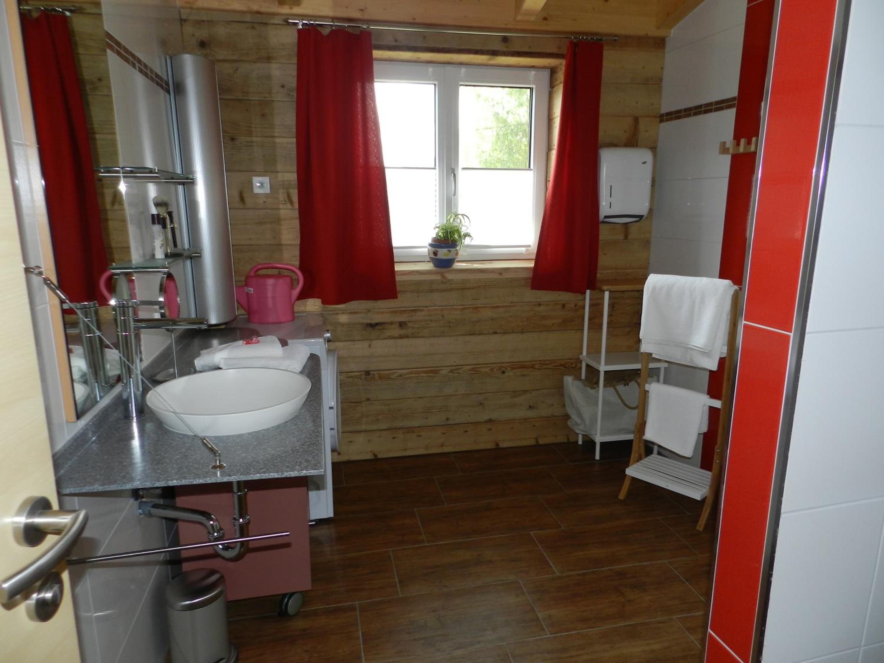 Photo 23