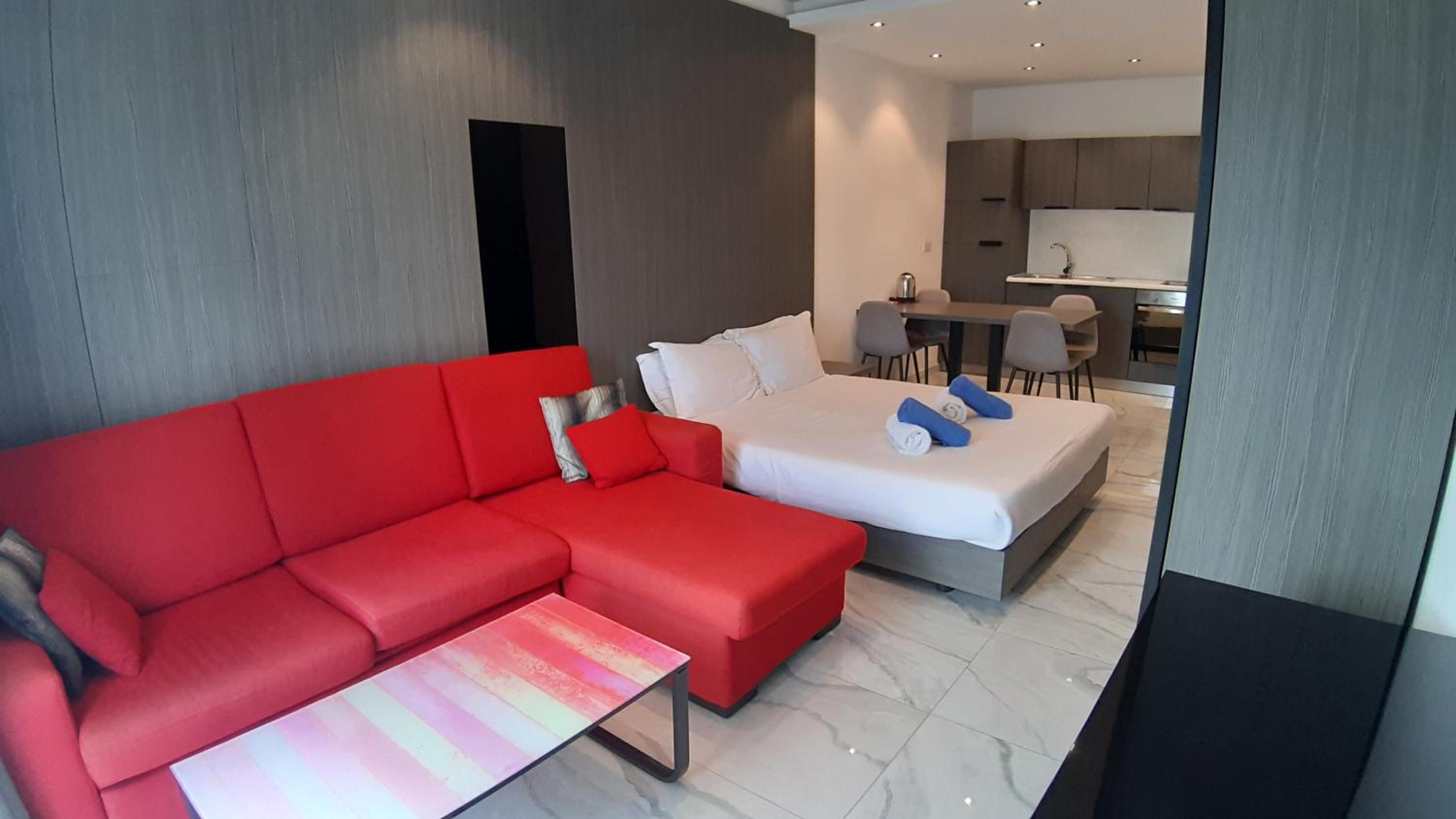 Hub apartment — St Julian's