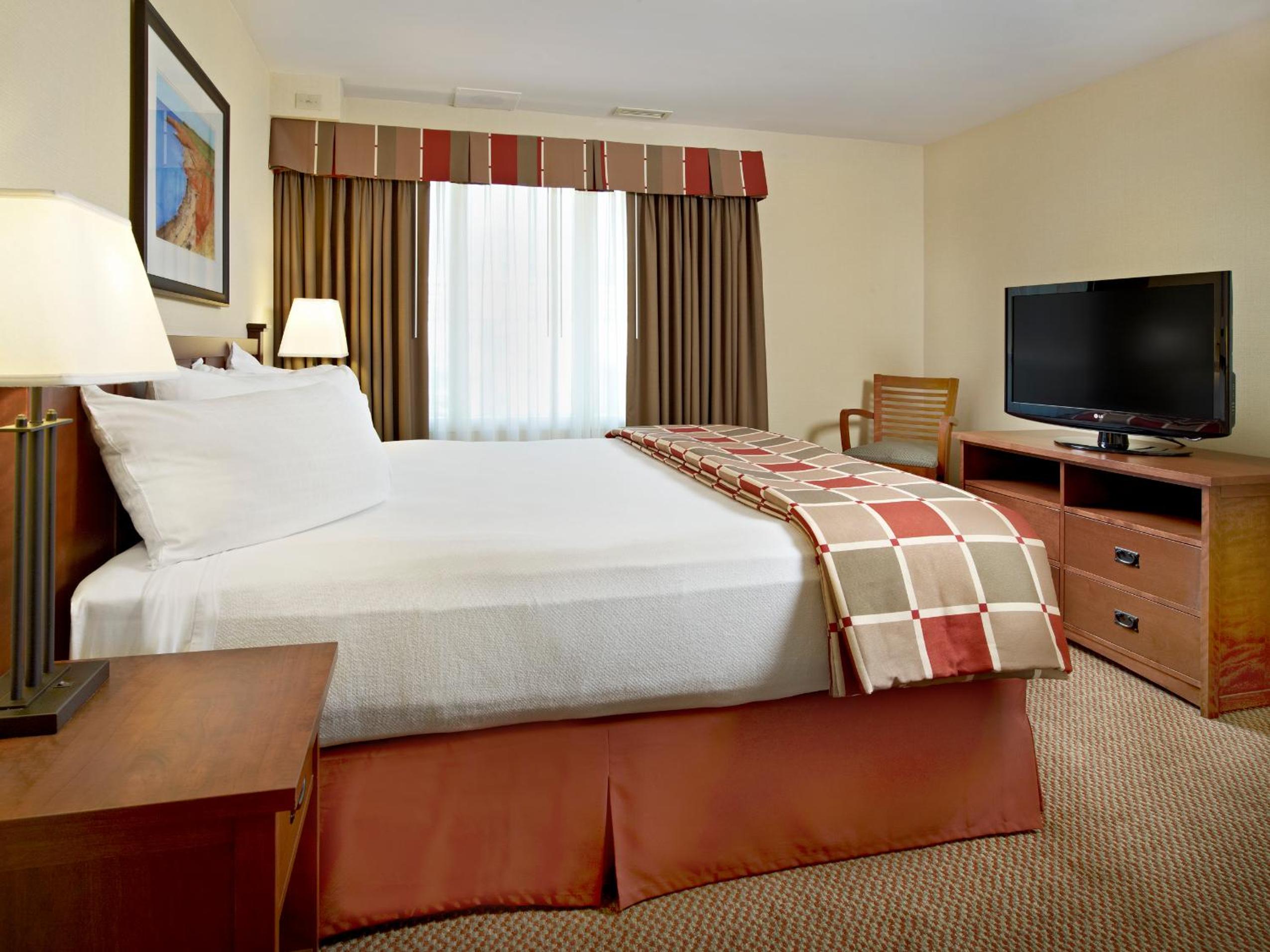 Charlottetown Vacations - Charlottetown Inn  Conference Centre - Property Image 4