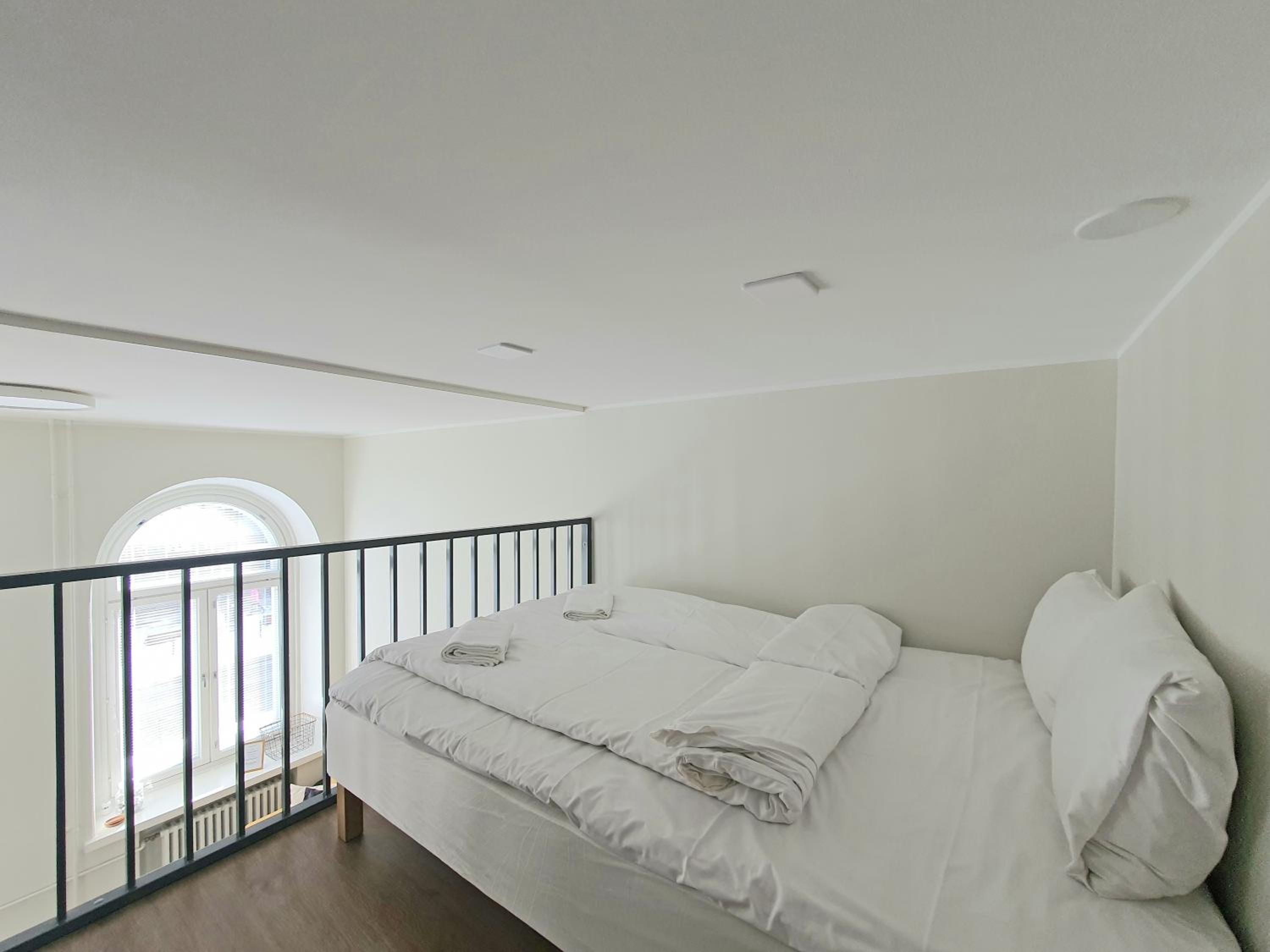 "Hämeenkatu" - Renovated Loft at the BEST location view 4