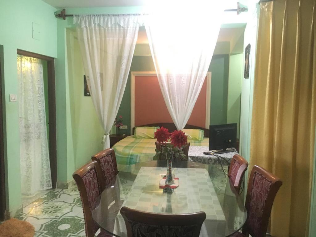 LUCY DORES GUEST HOUSE