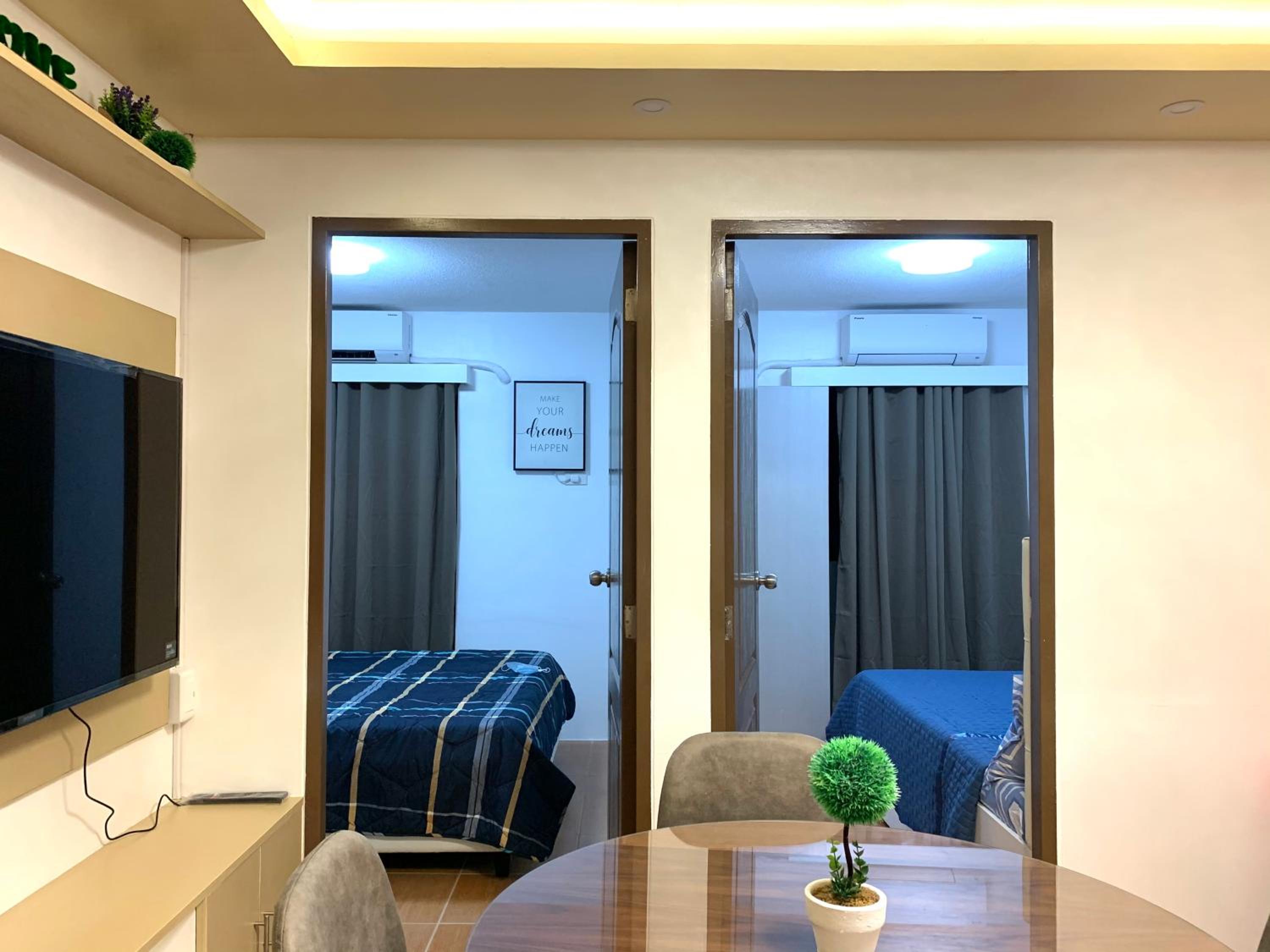 Cozy and Elegant 2-Bedroom Condo with Pool view 5