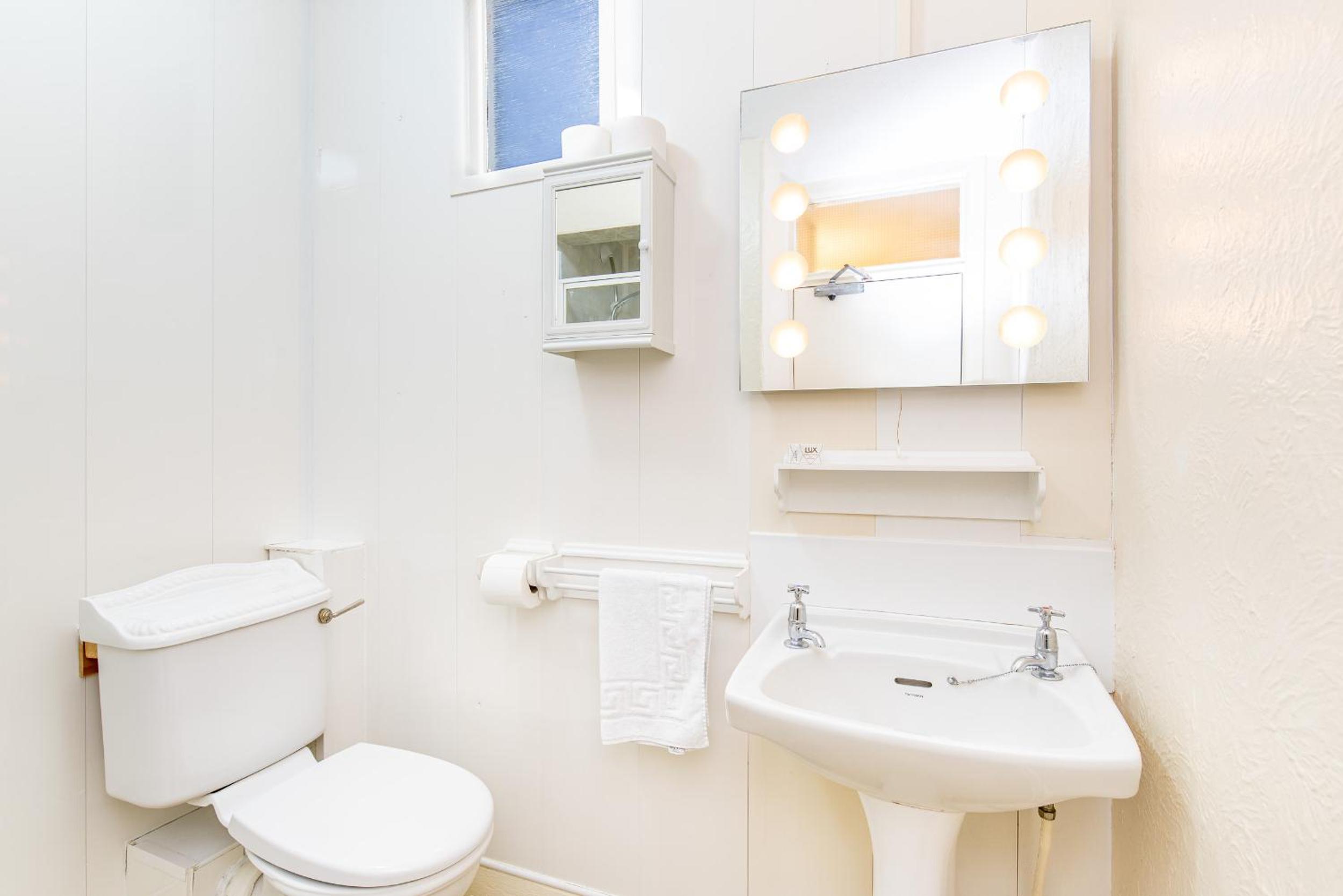 Sandpiper Holiday Apartments