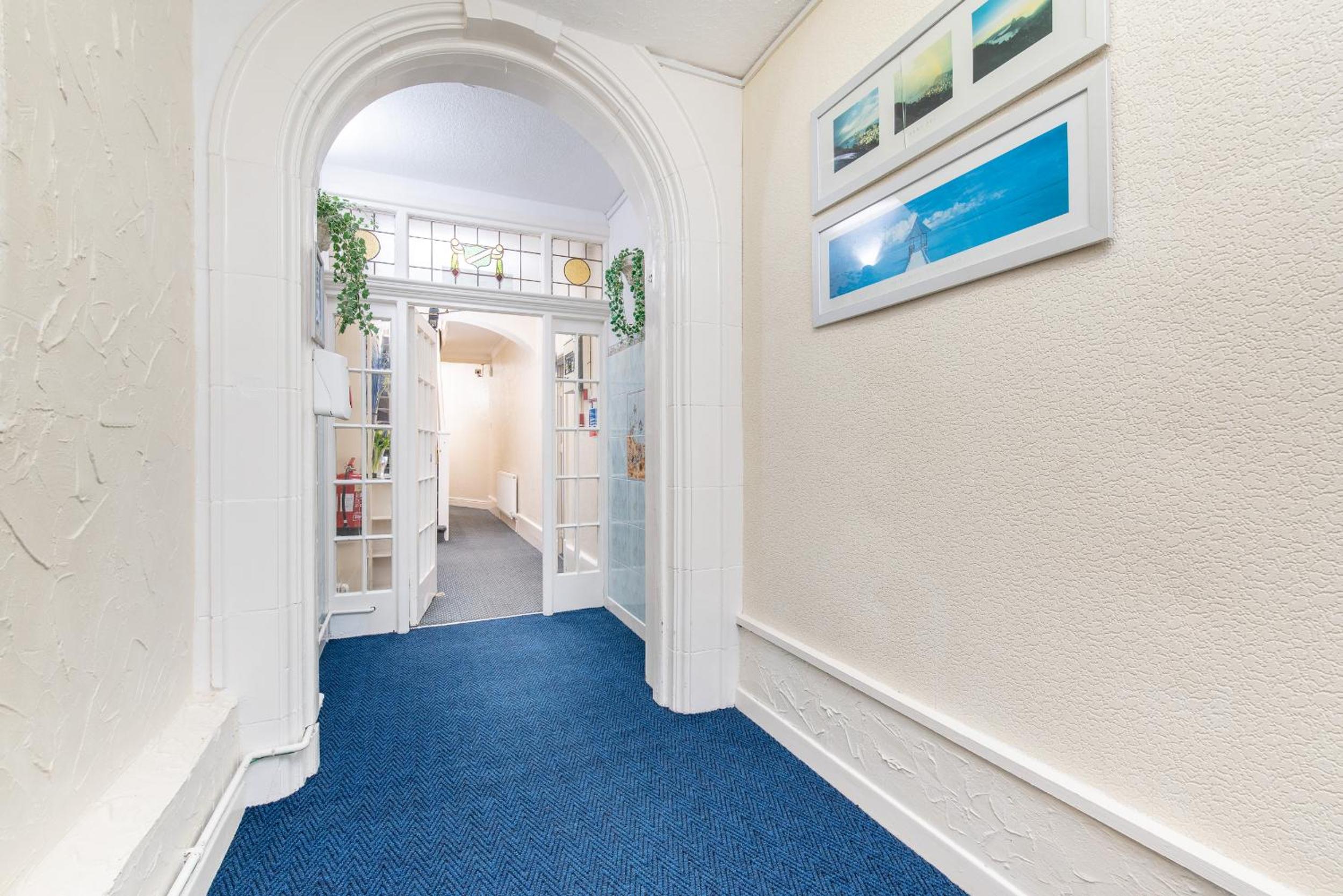 Sandpiper Holiday Apartments
