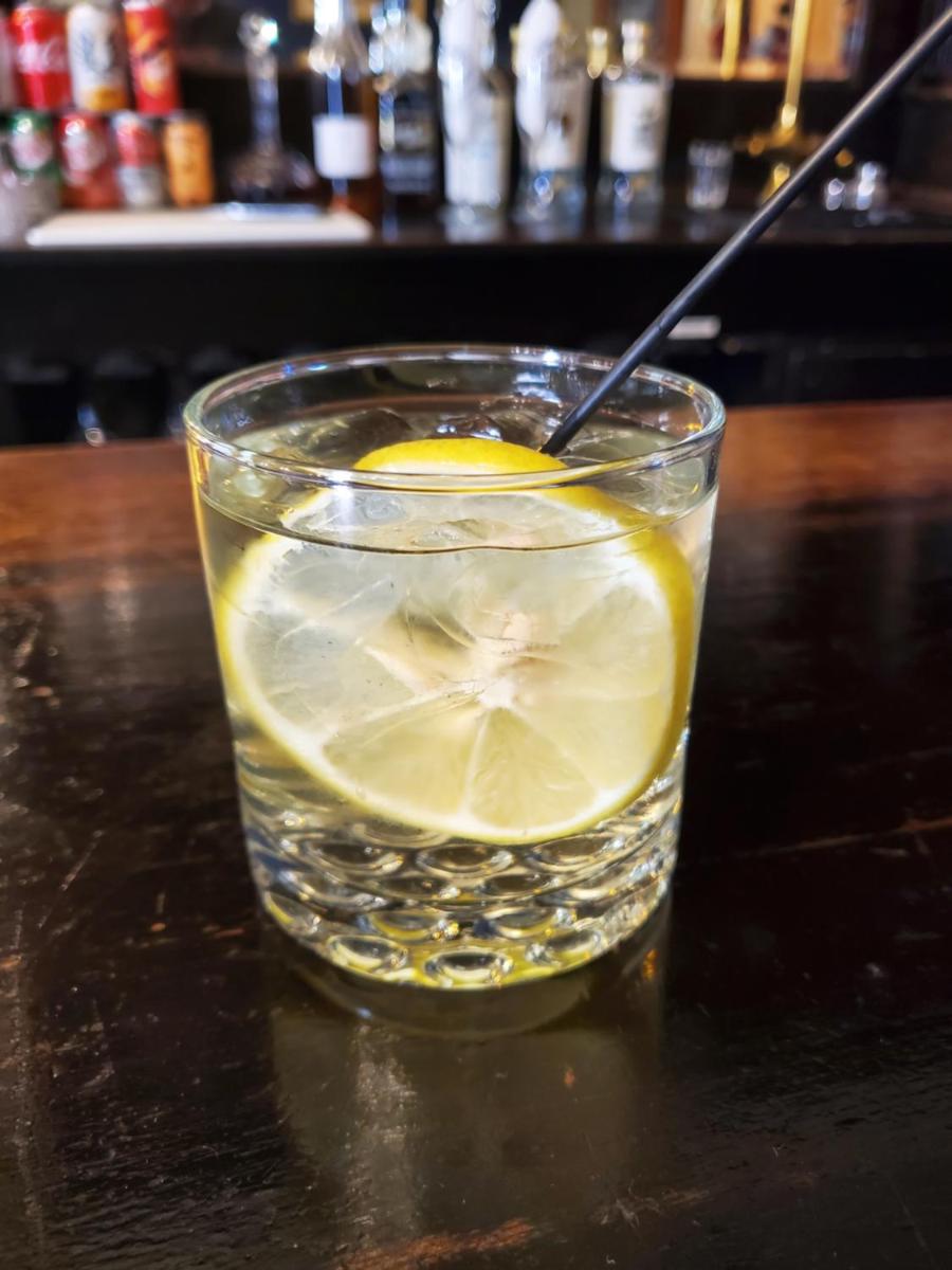 bar