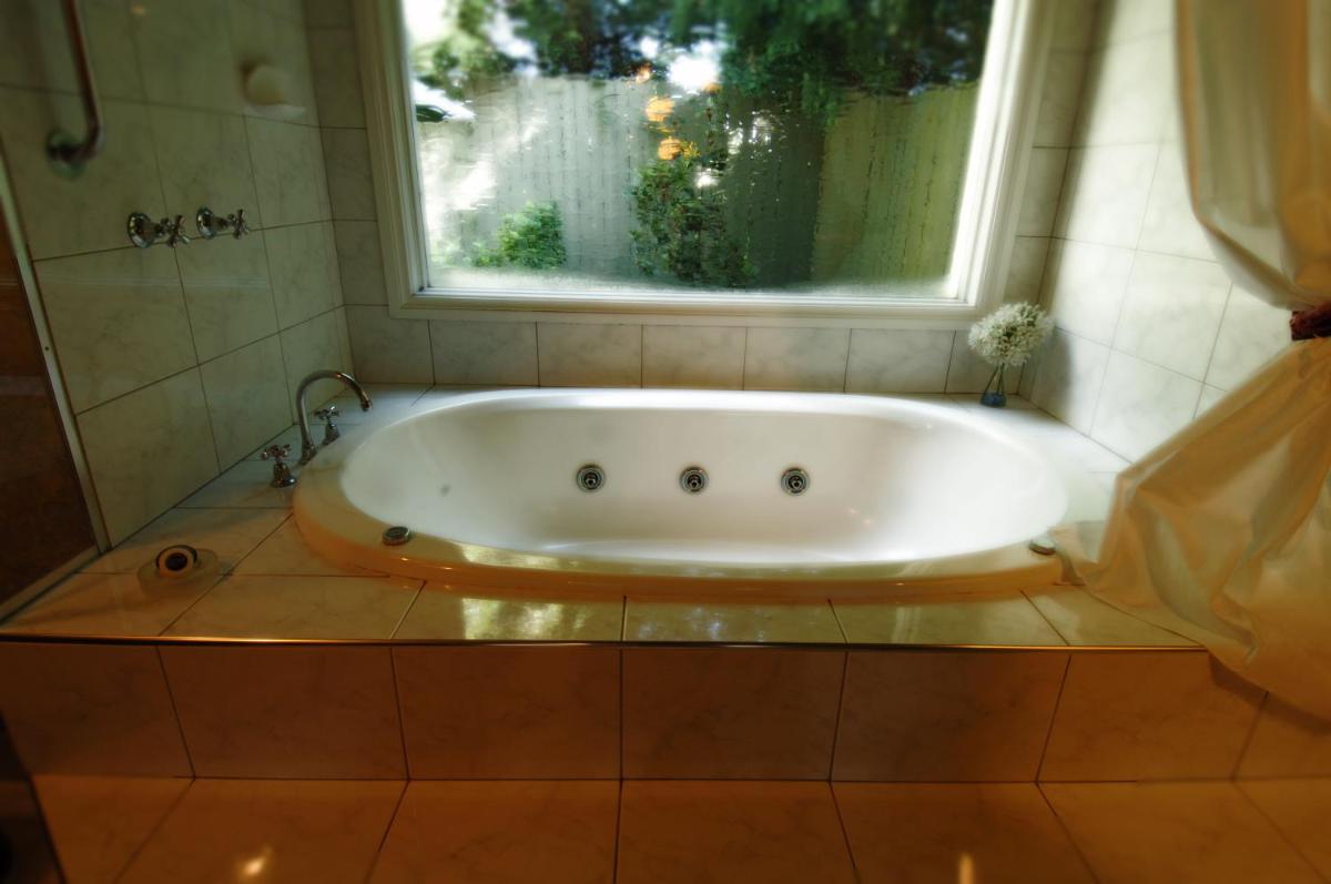 Jacuzzi