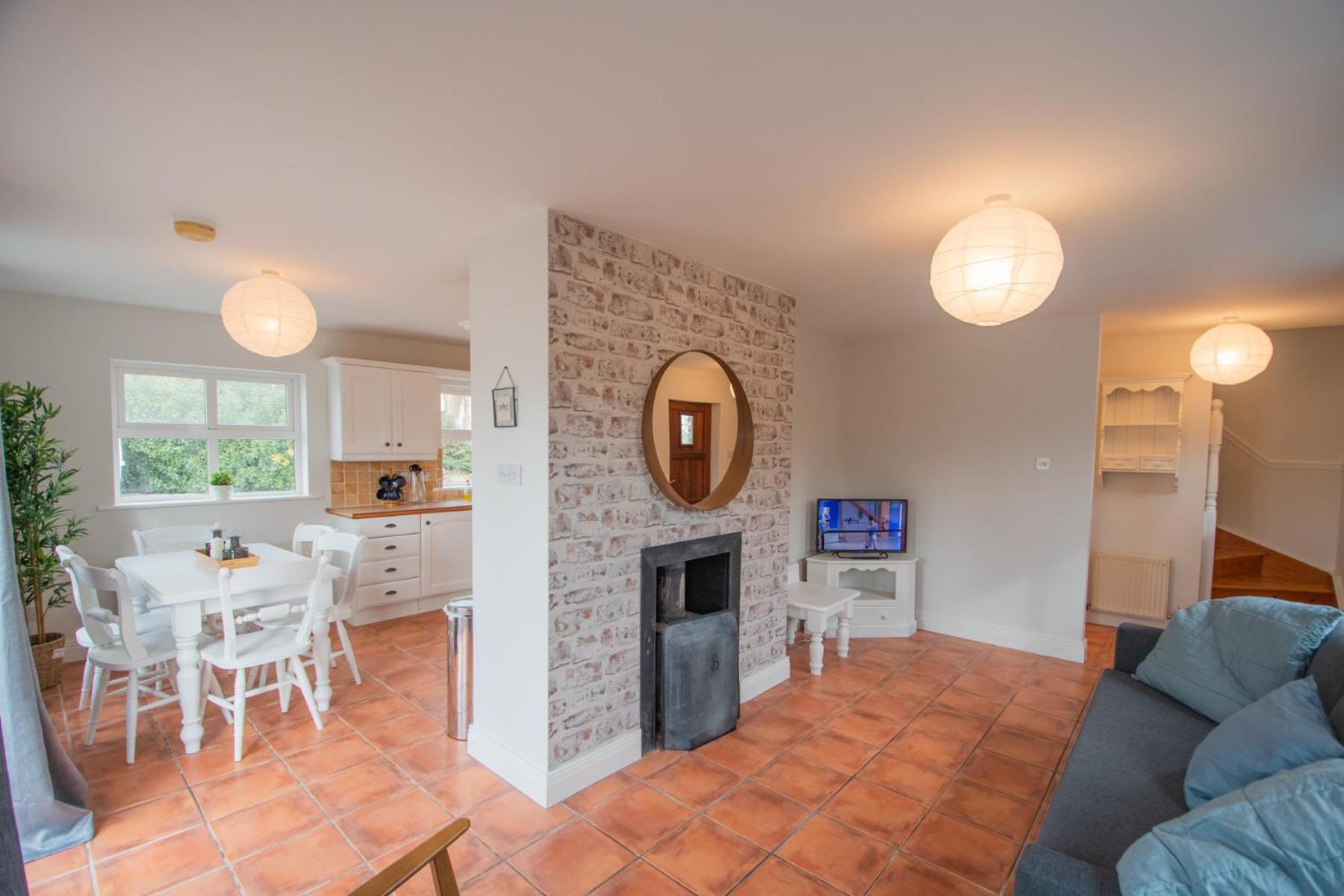Beautiful coastal house at the Drowes Rivermouth view 3