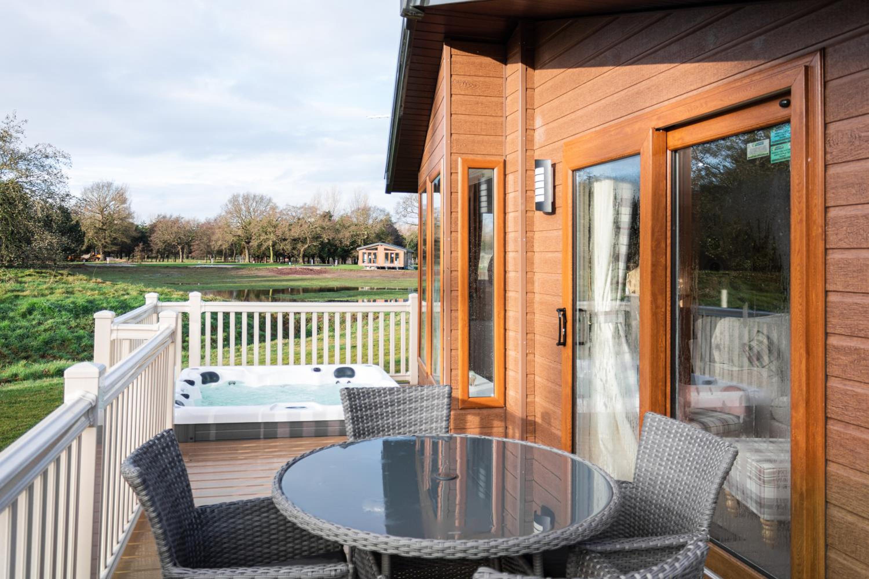 Kinship Lodge with Hot Tub view 3