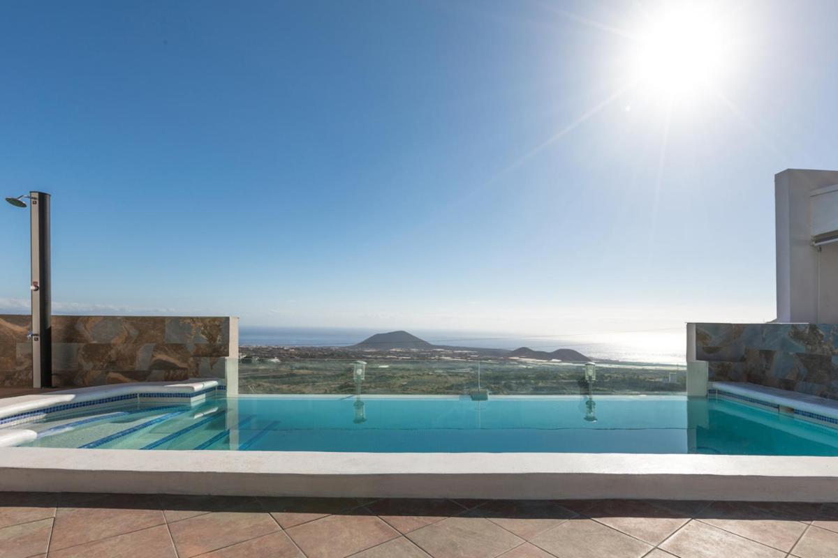 Hotel JVG VILLAS - Villa Carolina - Image 1