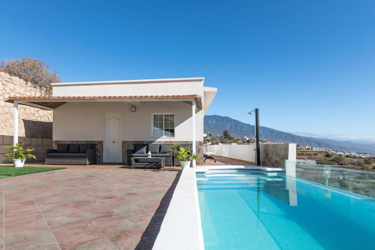 JVG VILLAS - Villa Carolina view 5