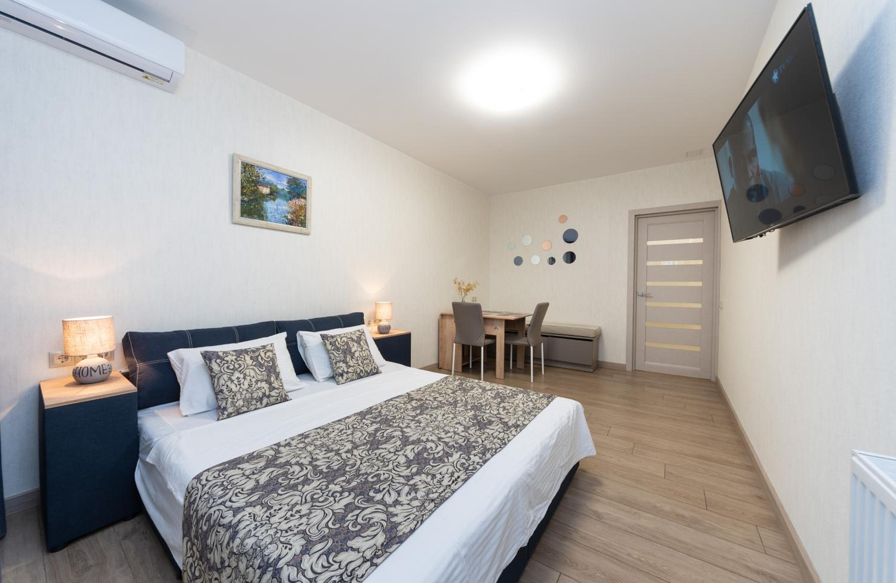 Apartments Riviera view 2