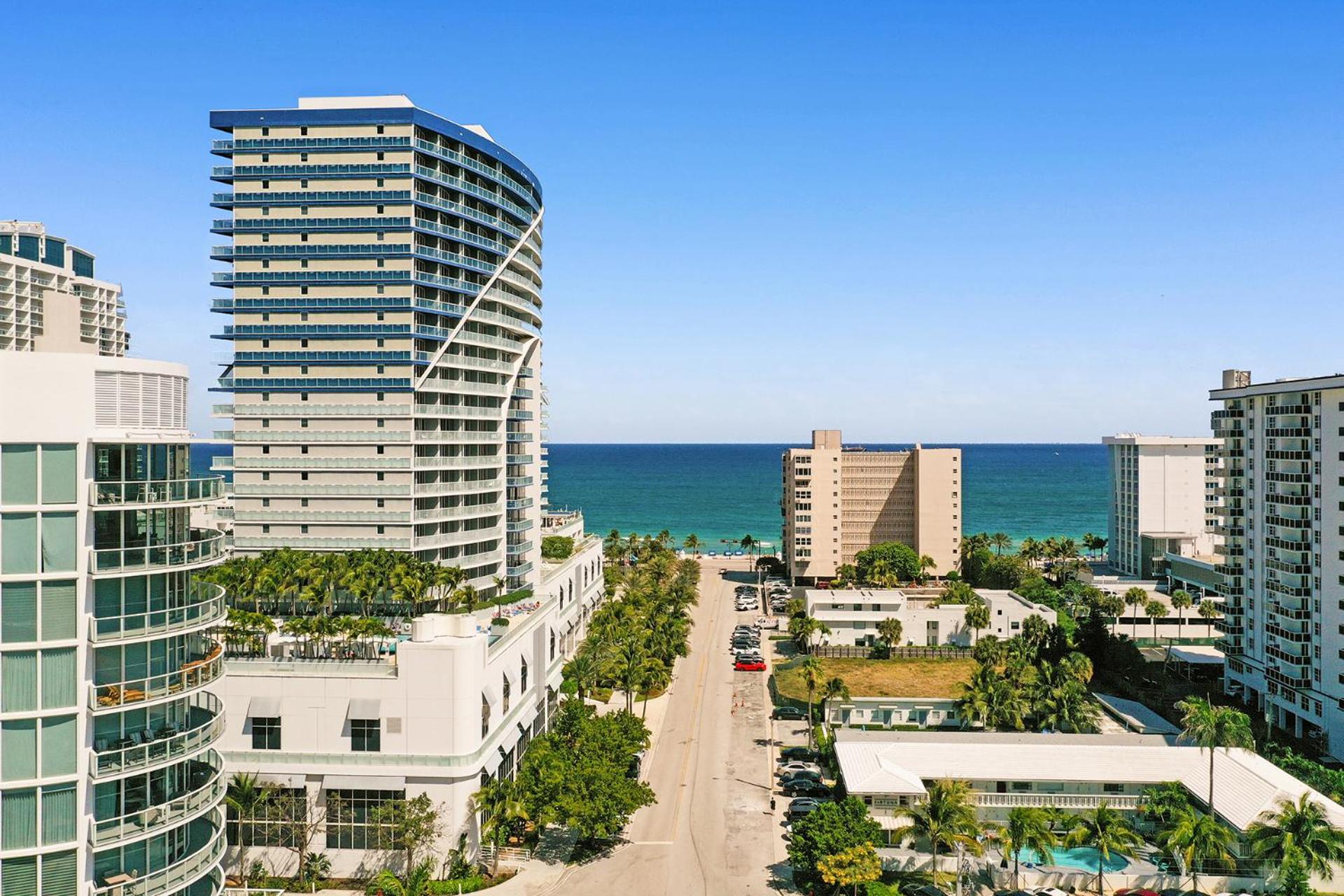 Fort Lauderdale Yacht and Beach Club 209 view 2