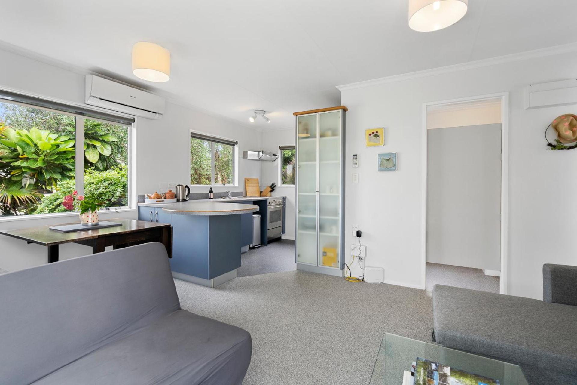 The Wee Blue Bach - Waikanae Beach Holiday Home view 2